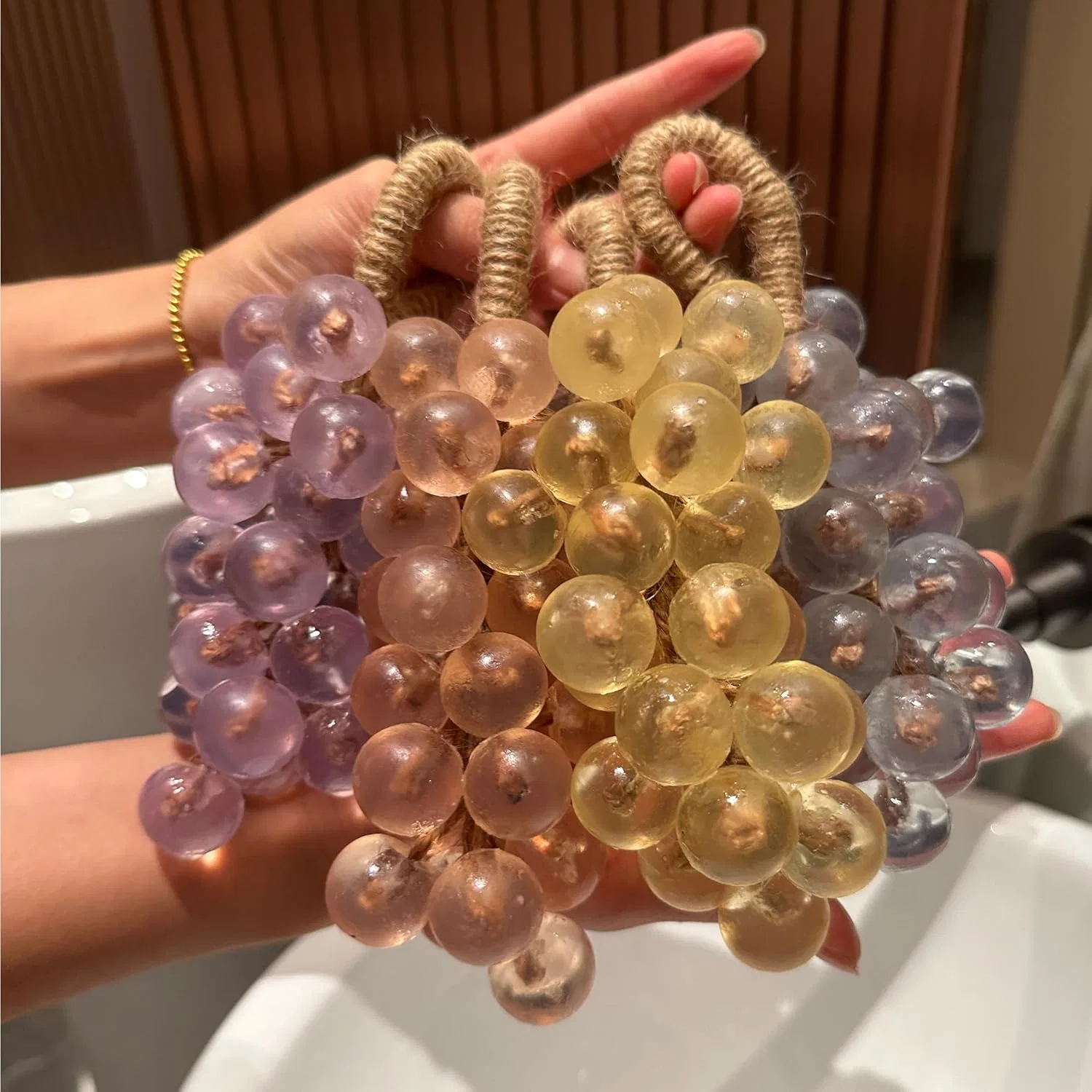 Декоративное мыло ручной работы Grape Soap на веревке, розовое Eowduk, Pink — фото 3