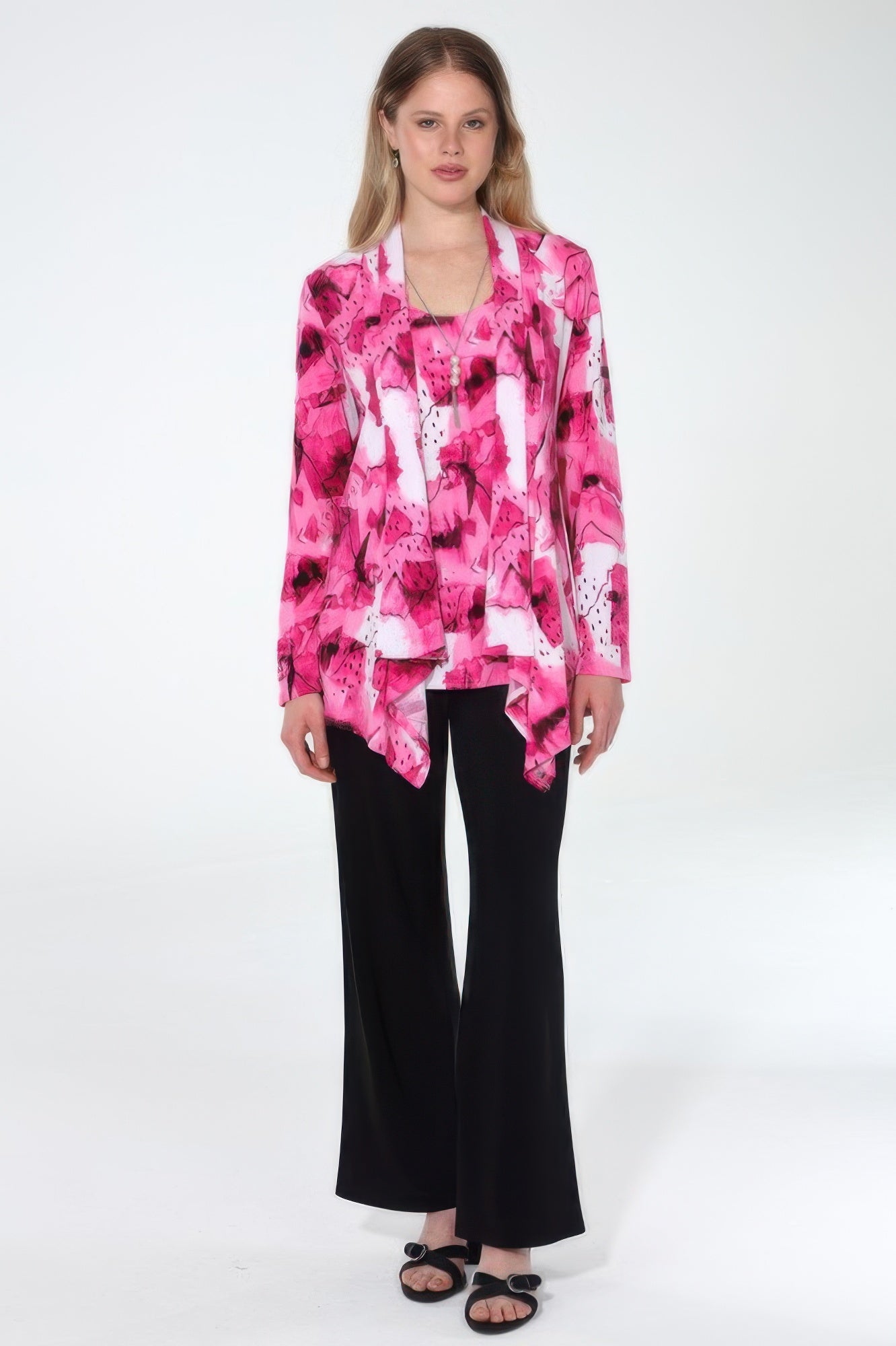 

Майка без рукавов с принтом TRUEDAMES, розовый