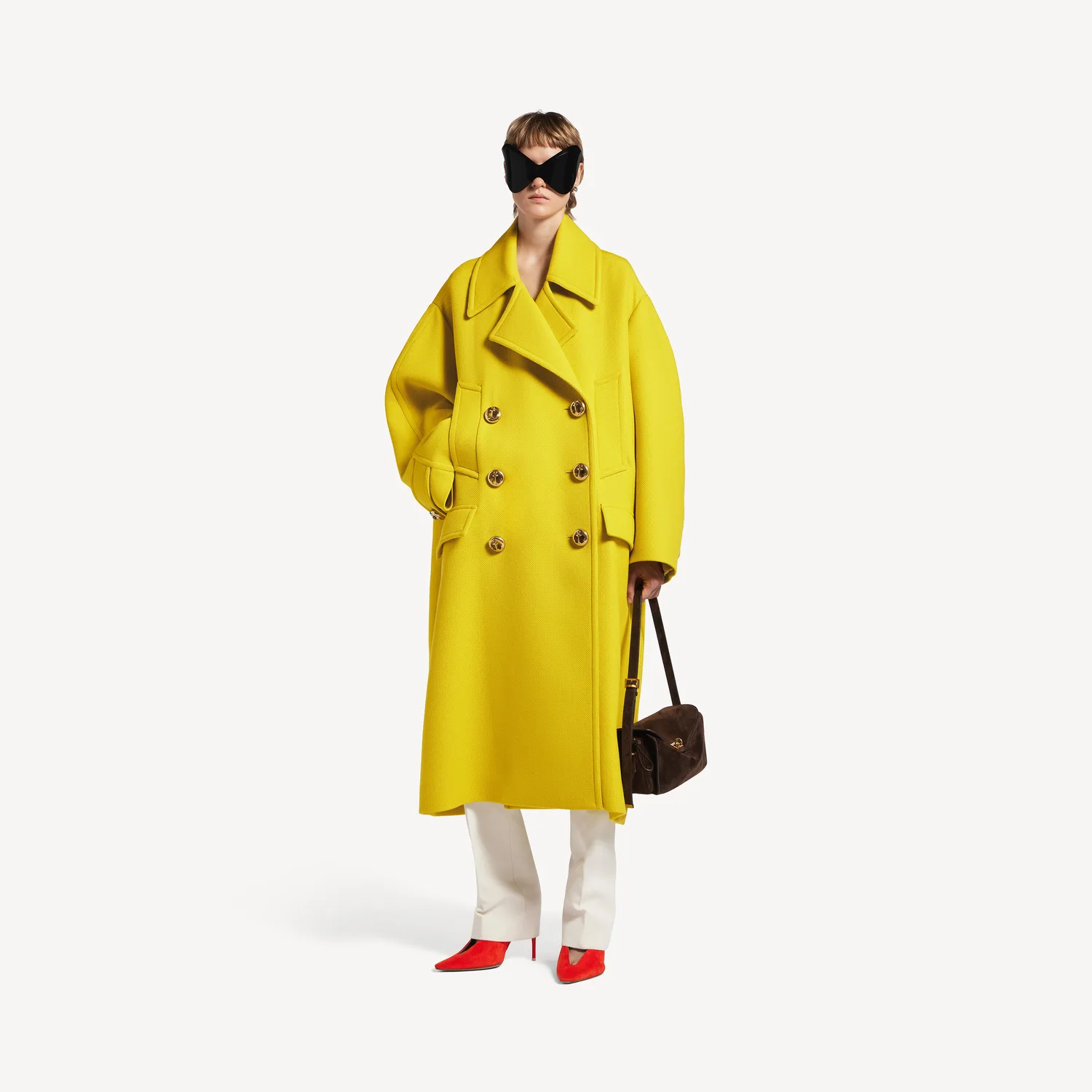 BALENCIAGA Женское длинное двубортное пальто желтого цвета — фото 2