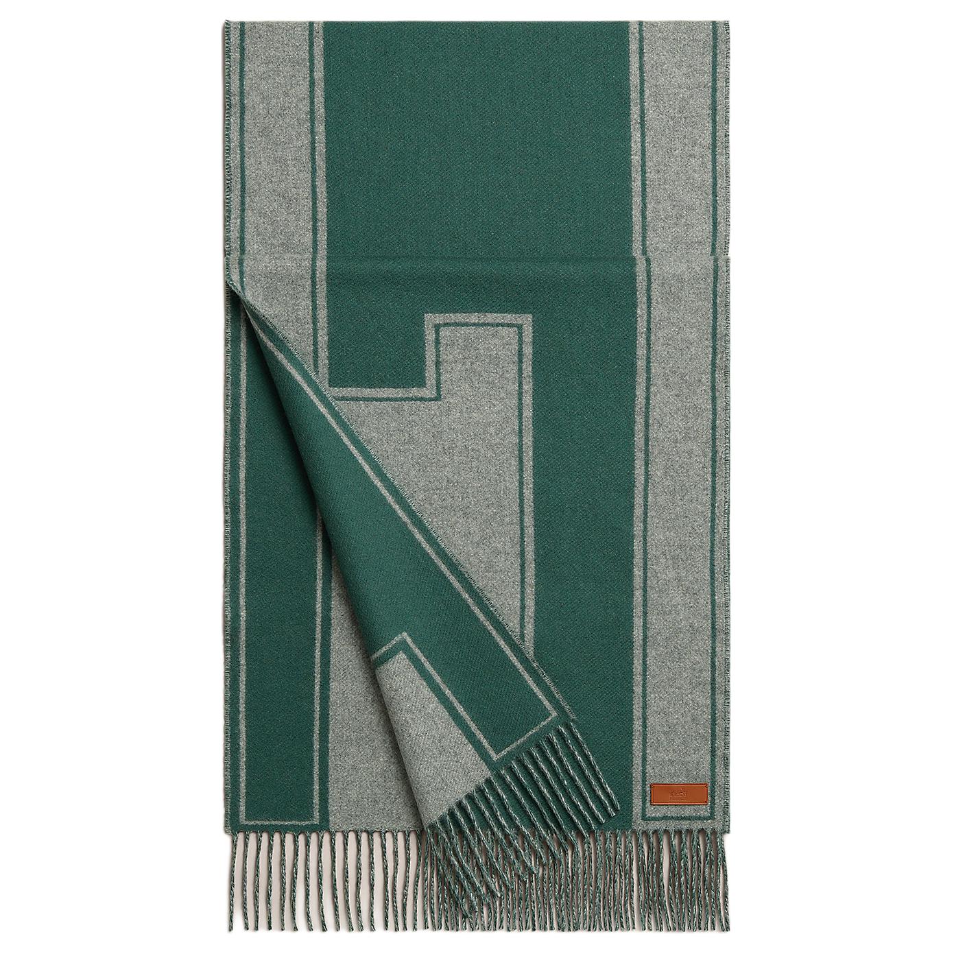 

Кашемировый вязаный шарф женский зеленый HERMES