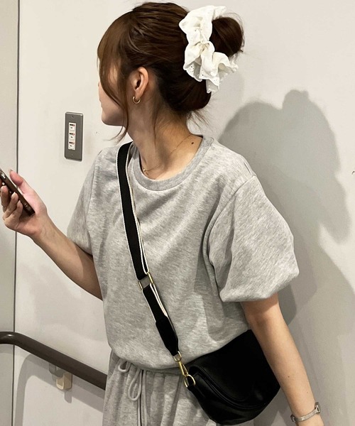 

Футболка с пышными рукавами, бренд Nelliy