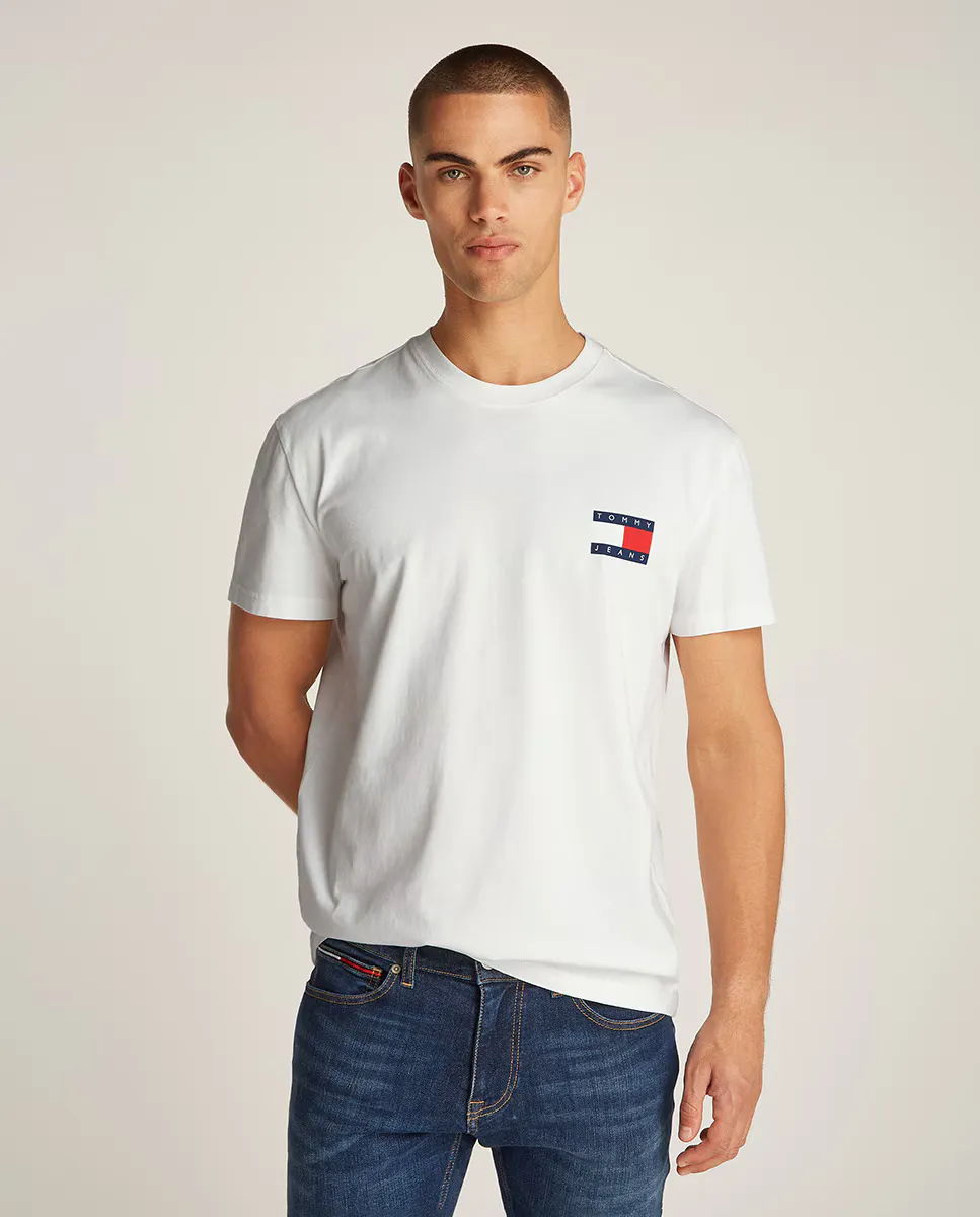 

Мужская футболка классического кроя с принтом на спине Tommy Jeans, цвет Crudo