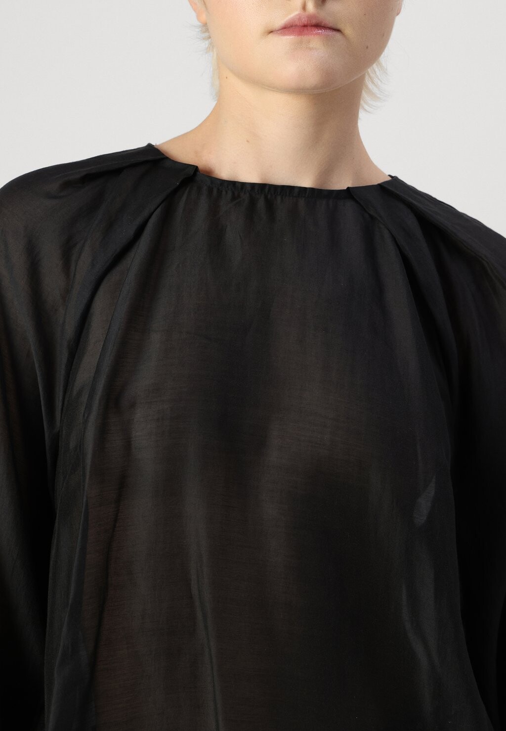 

Блуза SLFIRIS O NECK Selected Femme, черный