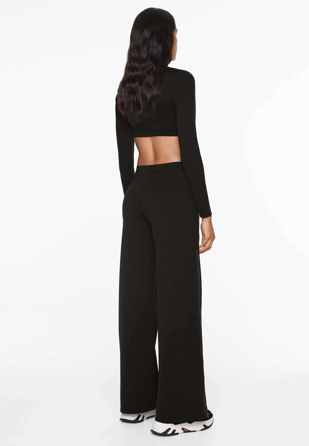 

Брюки NEOPRENE-EFFECT STRAIGHT-LEG ZIP OYSHO, черный