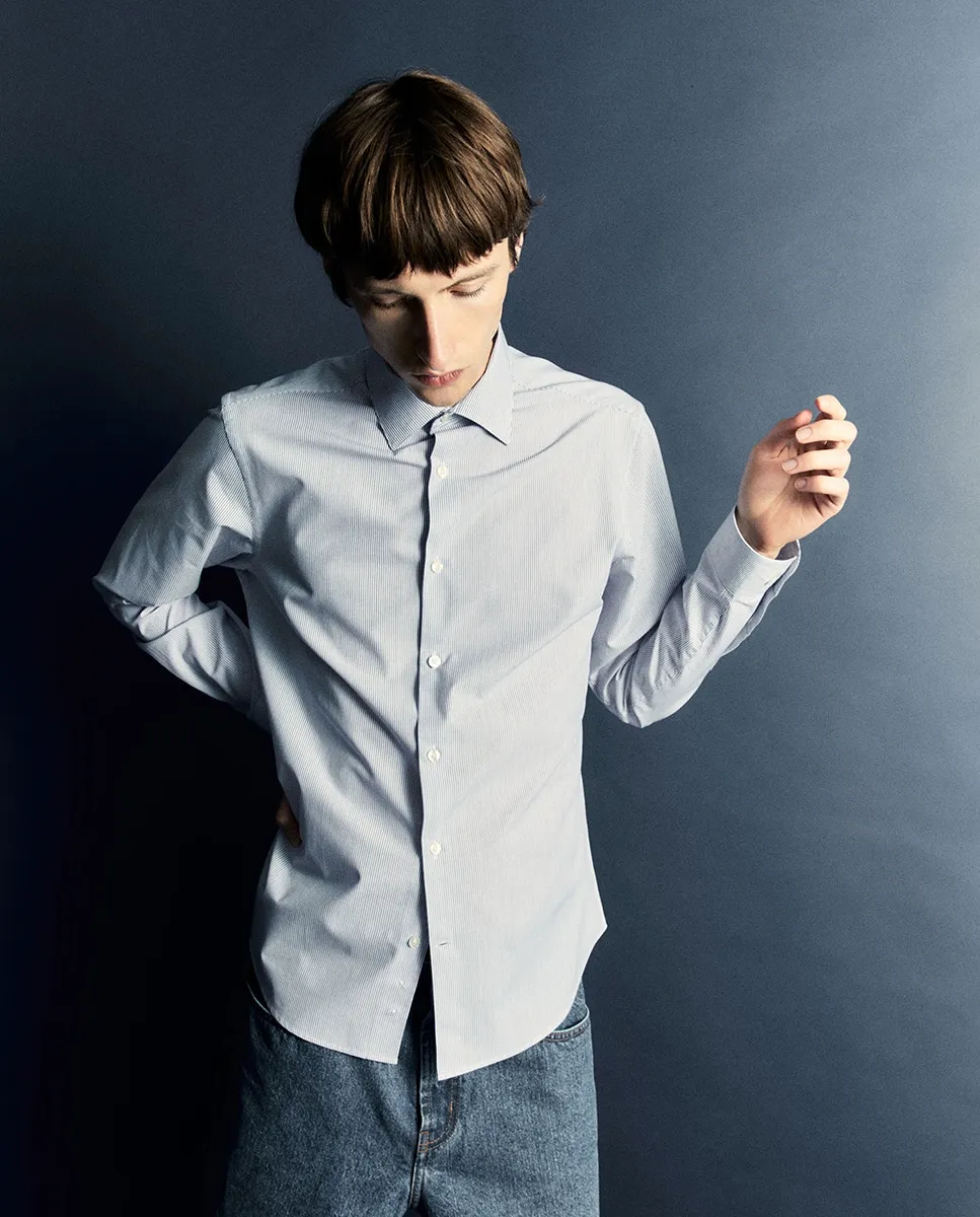 

Сорочка в тонкую полоску приталенная Sfera, синий