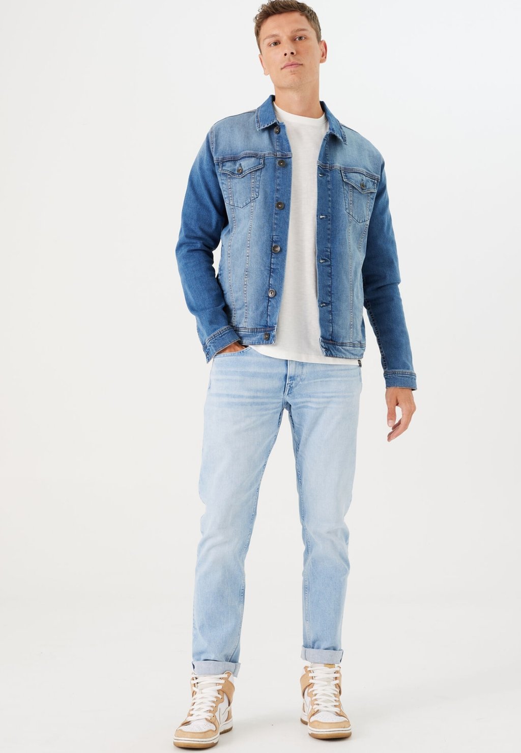 

Джинсовая куртка RAUL 800 SLIM Garcia, синий