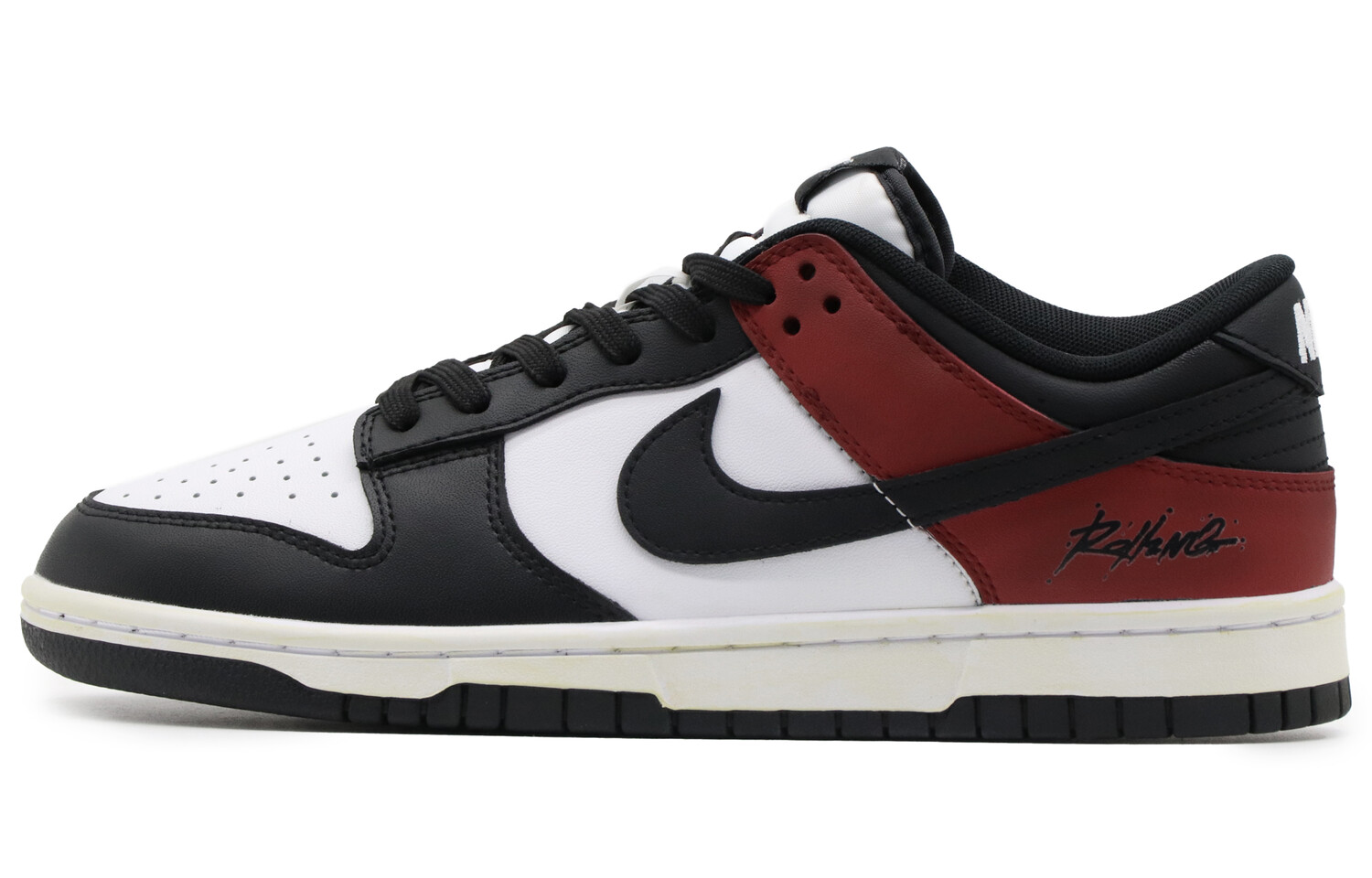 

Кроссовки Nike Dunk Skateboard Shoes Men Low-Top Black/Red