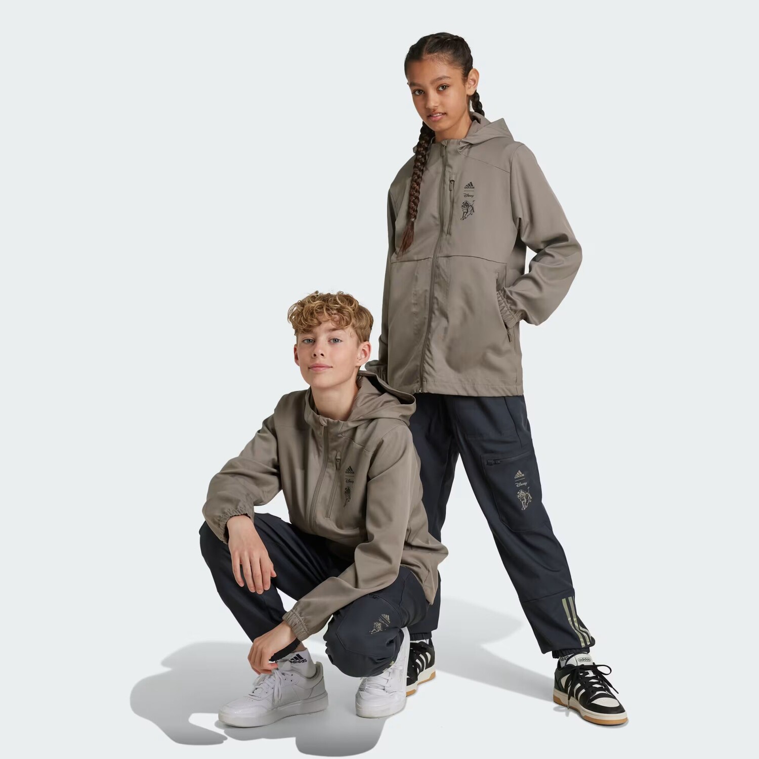 

Брюки Disney King Lion для детей Adidas, цвет Carbon/Multicolor/Simple Brown