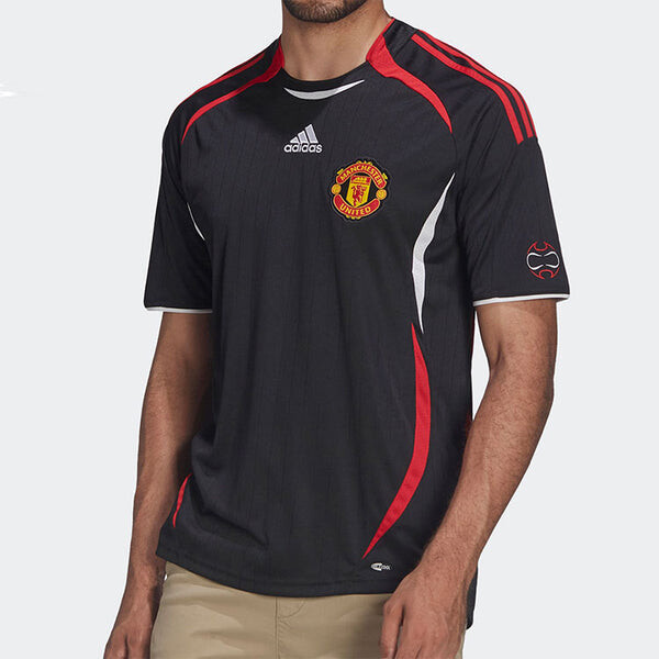 Футболка adidas Stripe Logo Soccer/Football Sports Round Neck Pullover Short Sleeve Manchester United Black, черный — фото 2