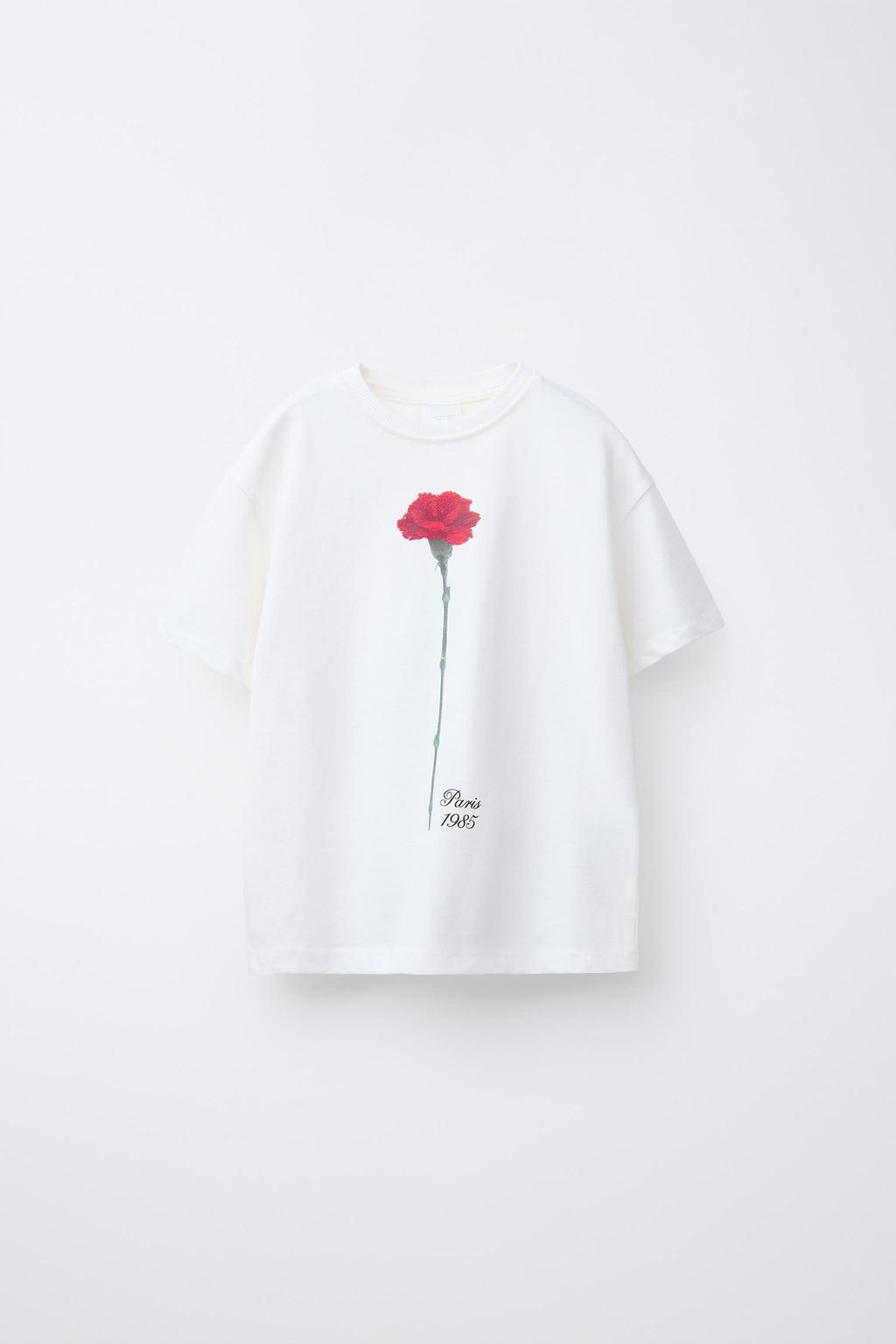

Футболка с цветочным принтом ZARA, белый