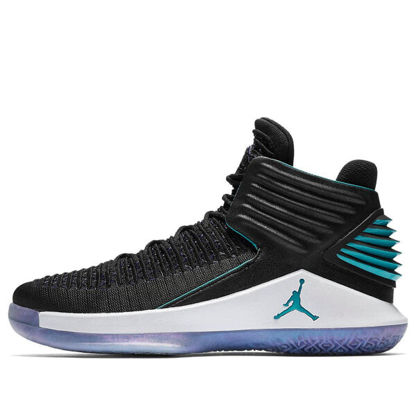 

Кроссовки 32 Air Jordan, черный