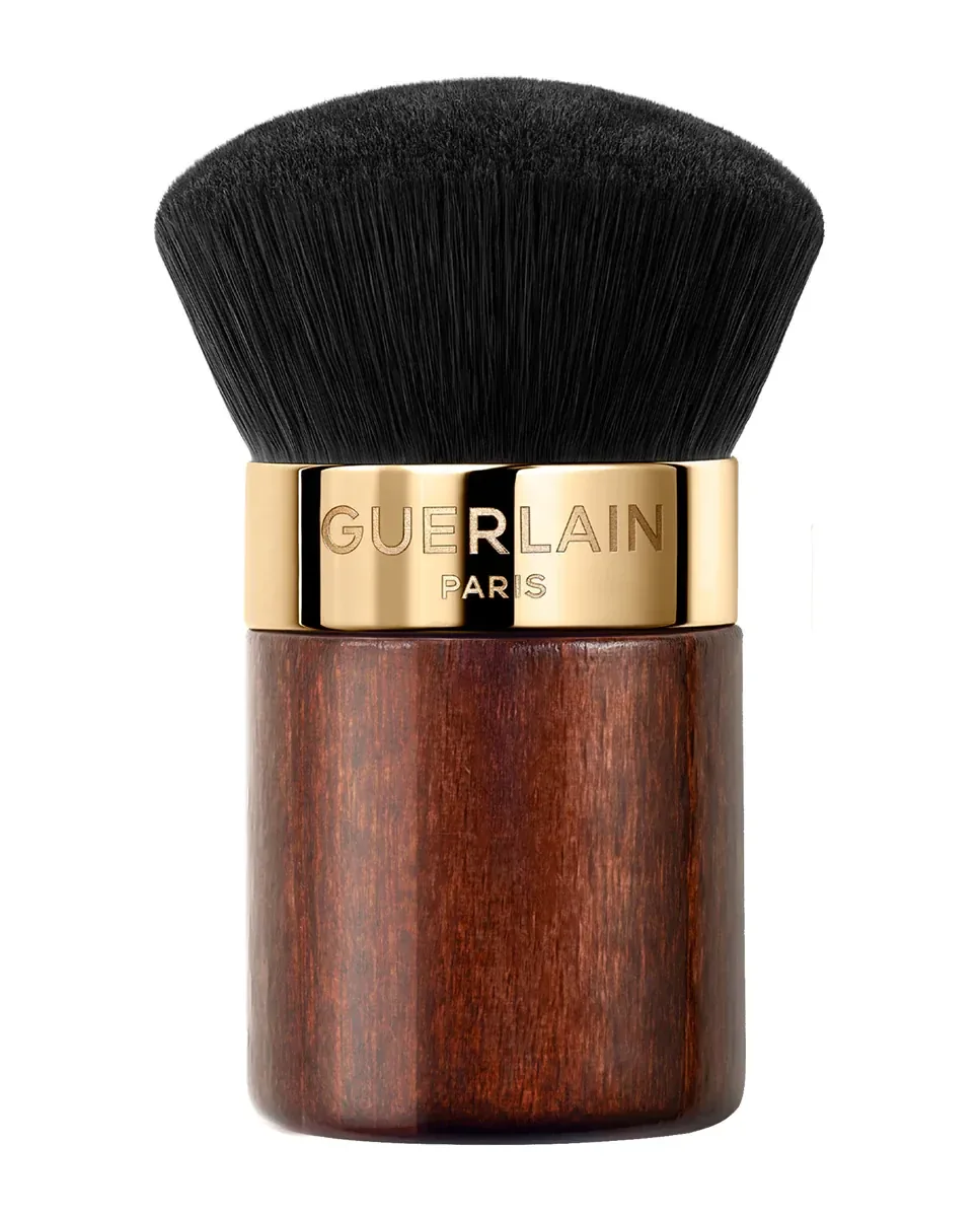 Кисть Кабуки для жидкой основы Guerlain