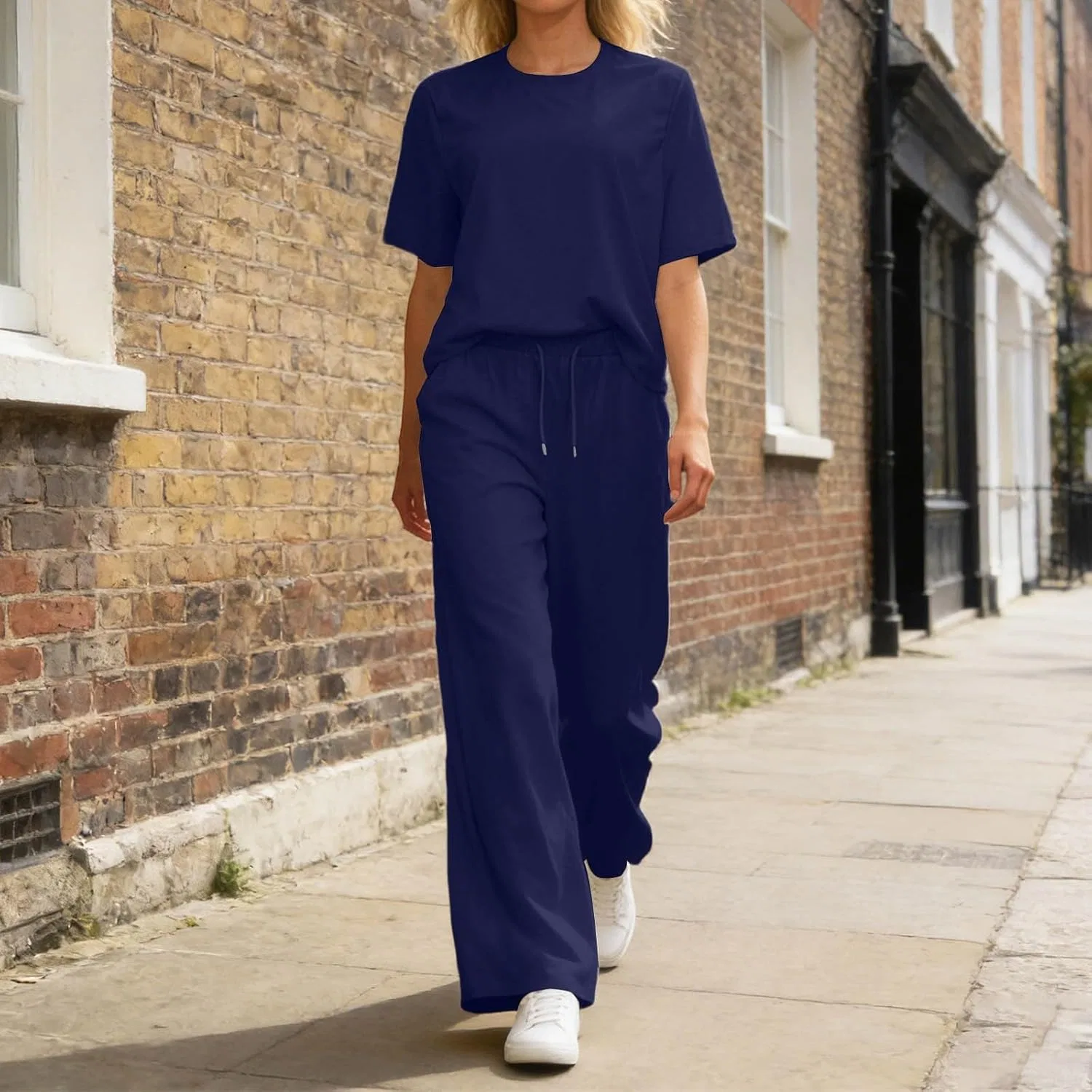Женский спортивный костюм из топа и широких брюк, Polyester, Dark Blue — фото 2