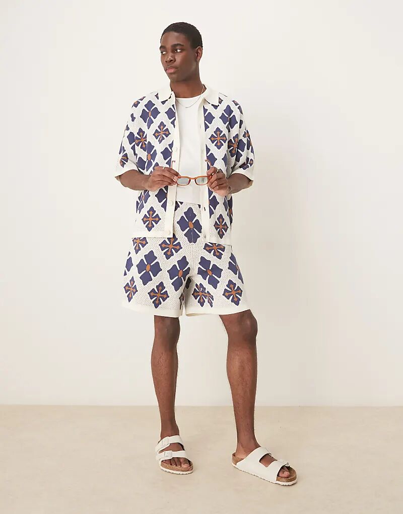 

Трикотажные шорты свободного кроя ASOS DESIGN с ацтекским узором синего цвета