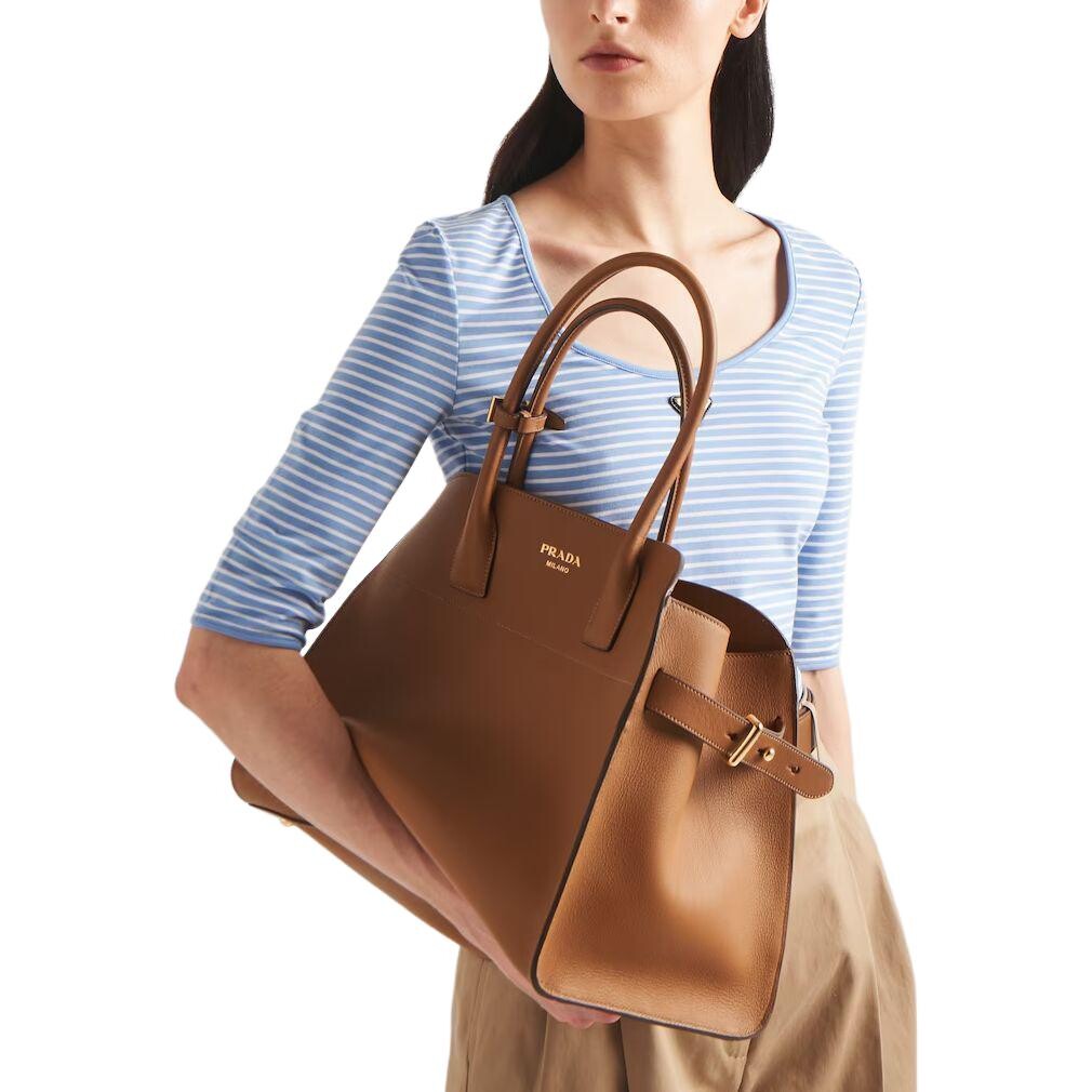 

Футболка женская небесно-голубая Prada