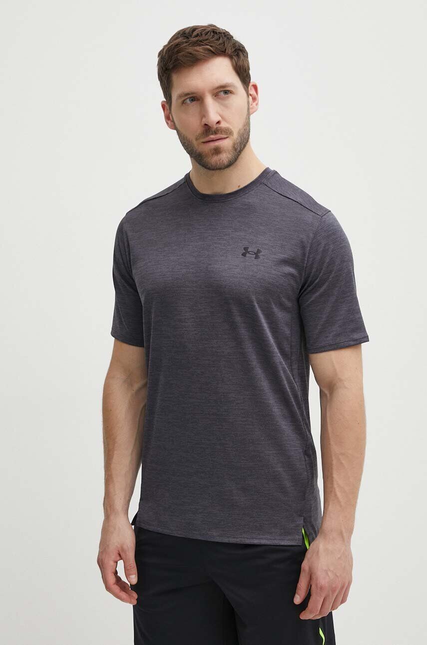 

Тренировочная футболка Under Armour Tech Vent, серый
