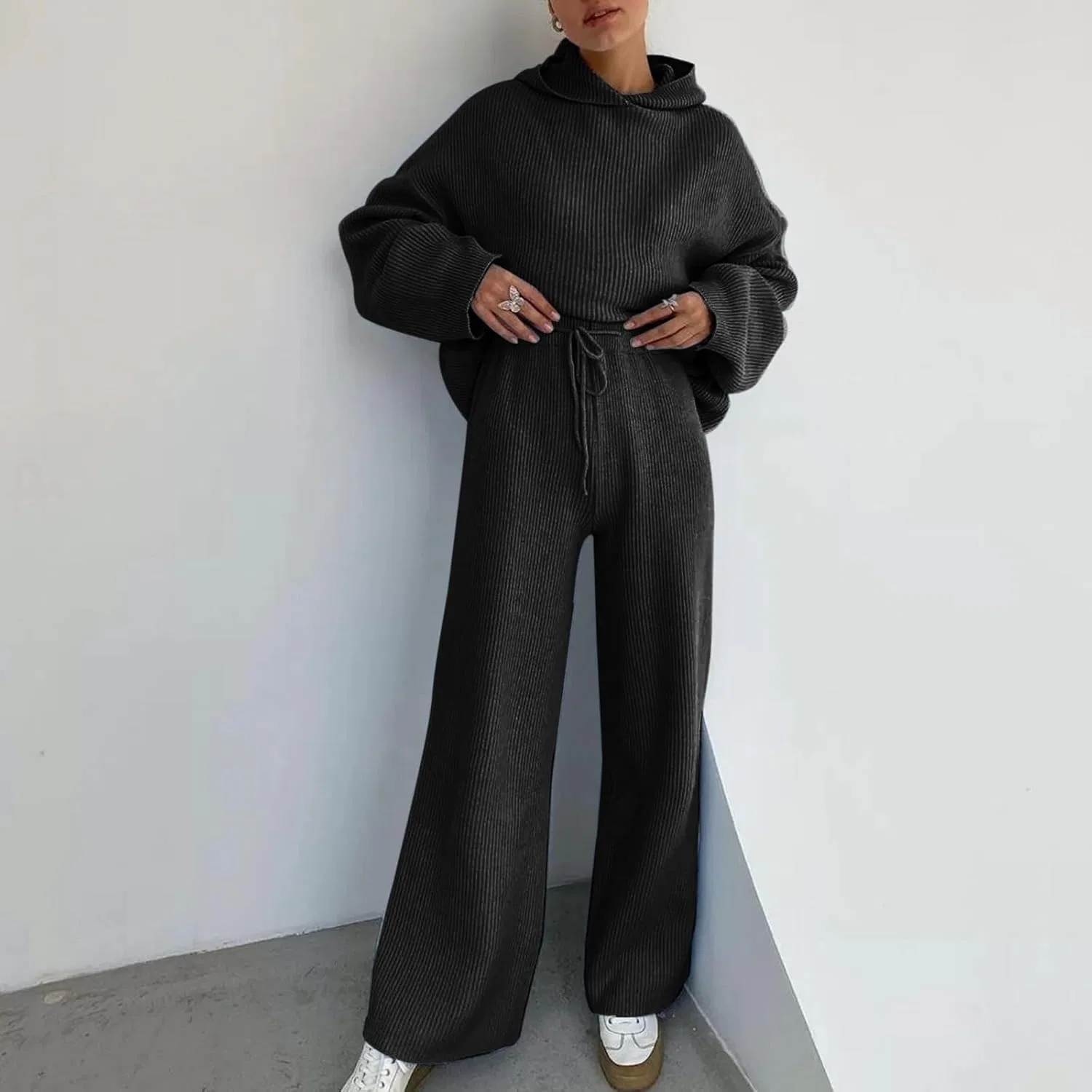 Женский спортивный костюм Oversized Hoodie и Wide Leg Sweatpants, Black — фото 2