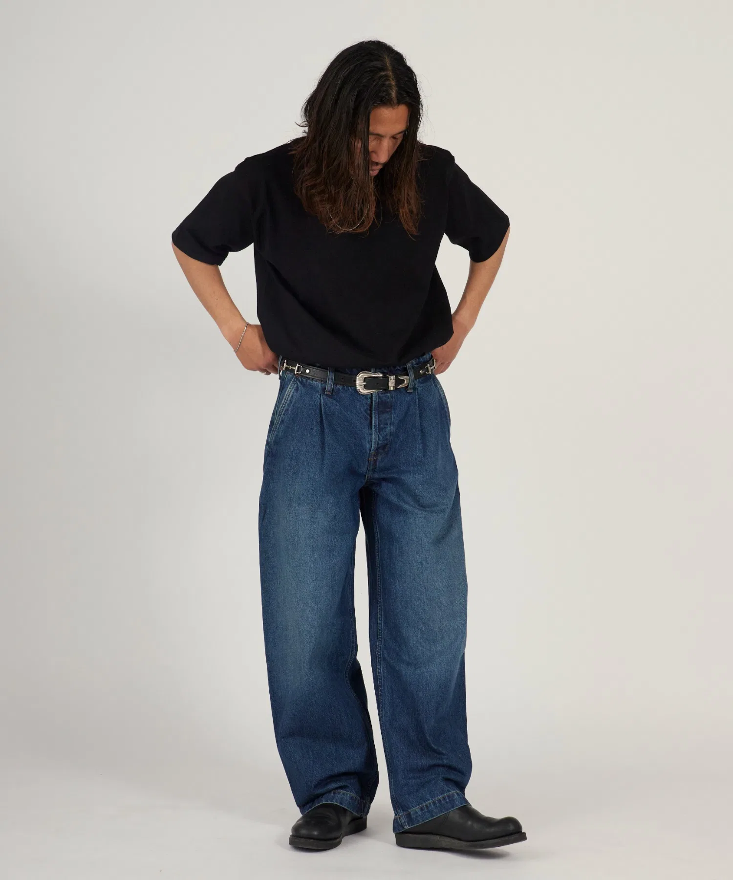Брюки Calvin Klein BARREL BENSON прямого кроя, широкие джинсовые брюки, весна/лето 2026 — фото 4