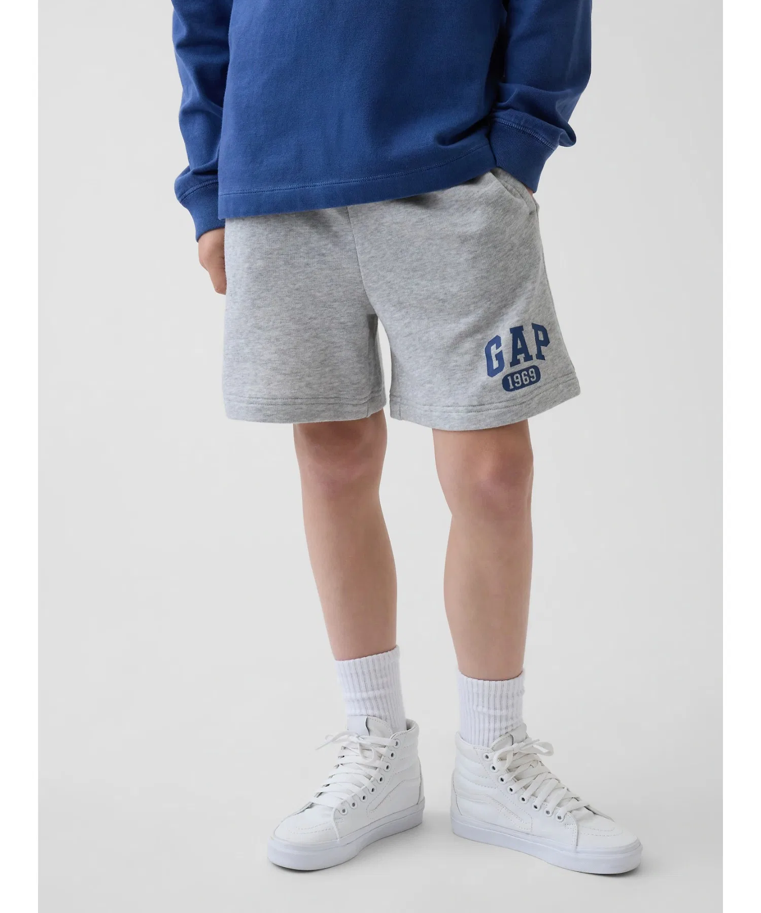 Детские шорты GAP с логотипом из футера серые
