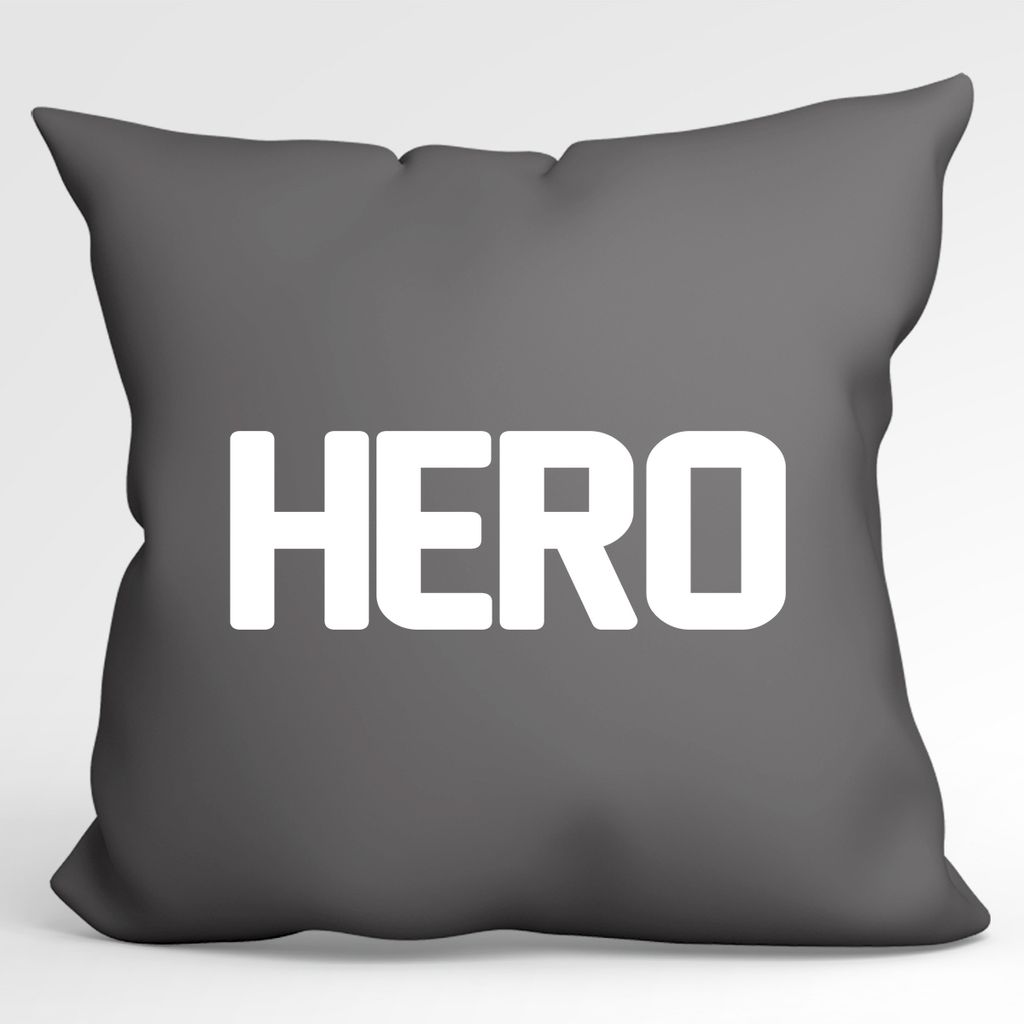 

Huuraa Hero Pillow Декоративная подушка с наполнителем, размер 40x40 см, стально-серый цвет, с мотивом для всех героев повседневности. Идея подарка для друзей и семьи Hellweg Druckerei