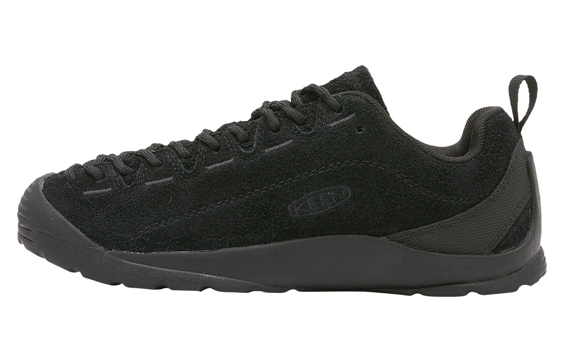 

Кроссовки женские низкие черные Keen