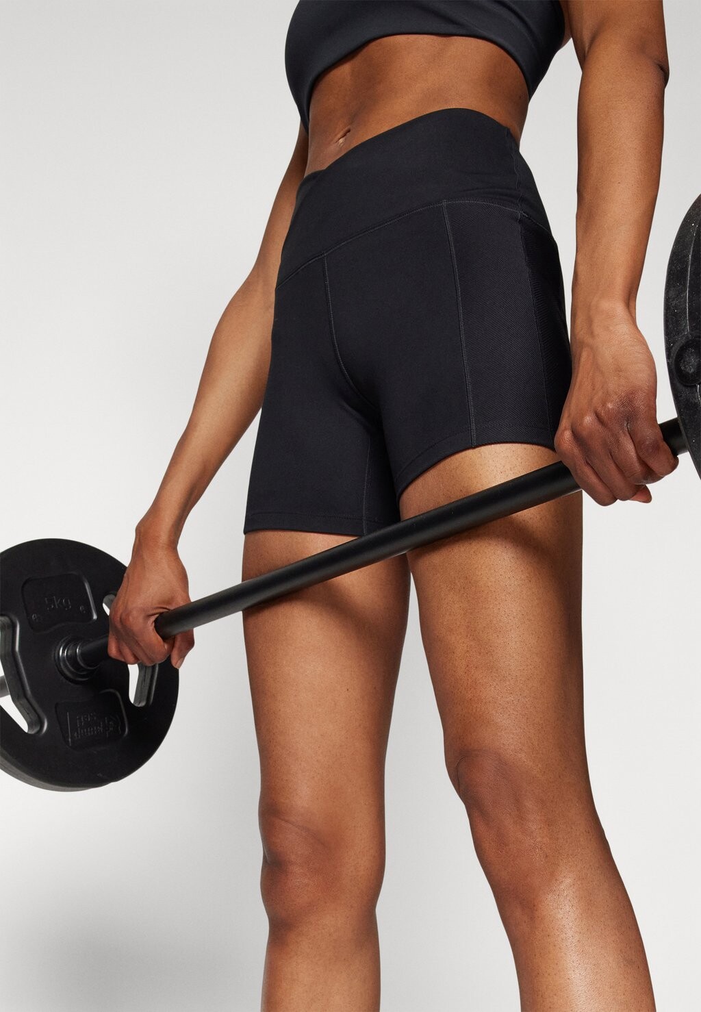 

Тайтсы ONE WRAP SHORT Nike, черный