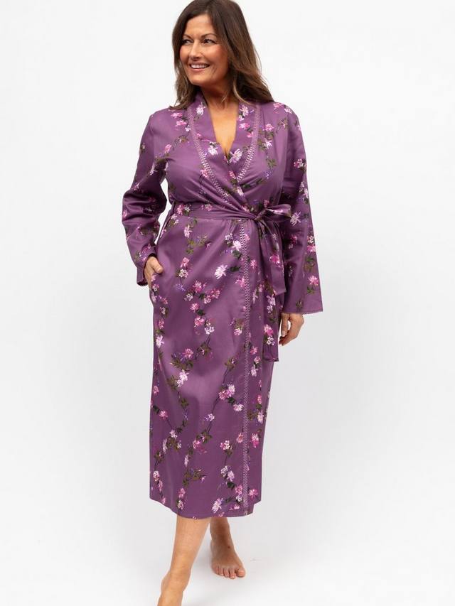 

Халат с цветочными кружевными вставками Cyberjammies, Mauve