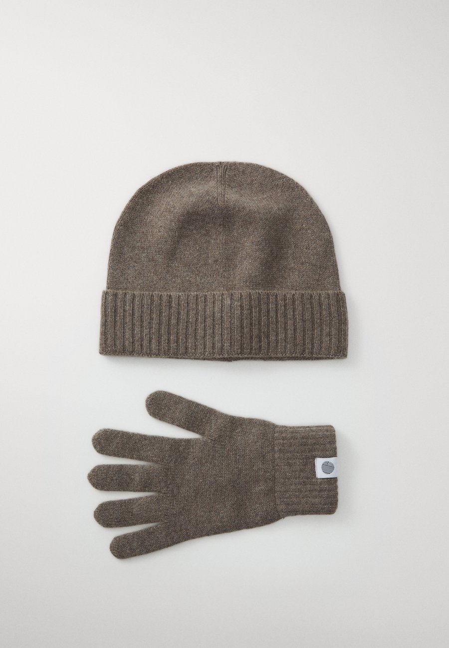 

Шапка KNITID ACCESSORY GIFT BOX UNISEX SET, Otter/Brown