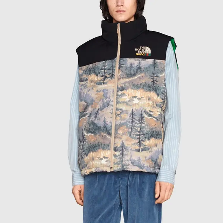 Пуховик The North Face X Gucci с принтом леса, Forest Print — фото 3