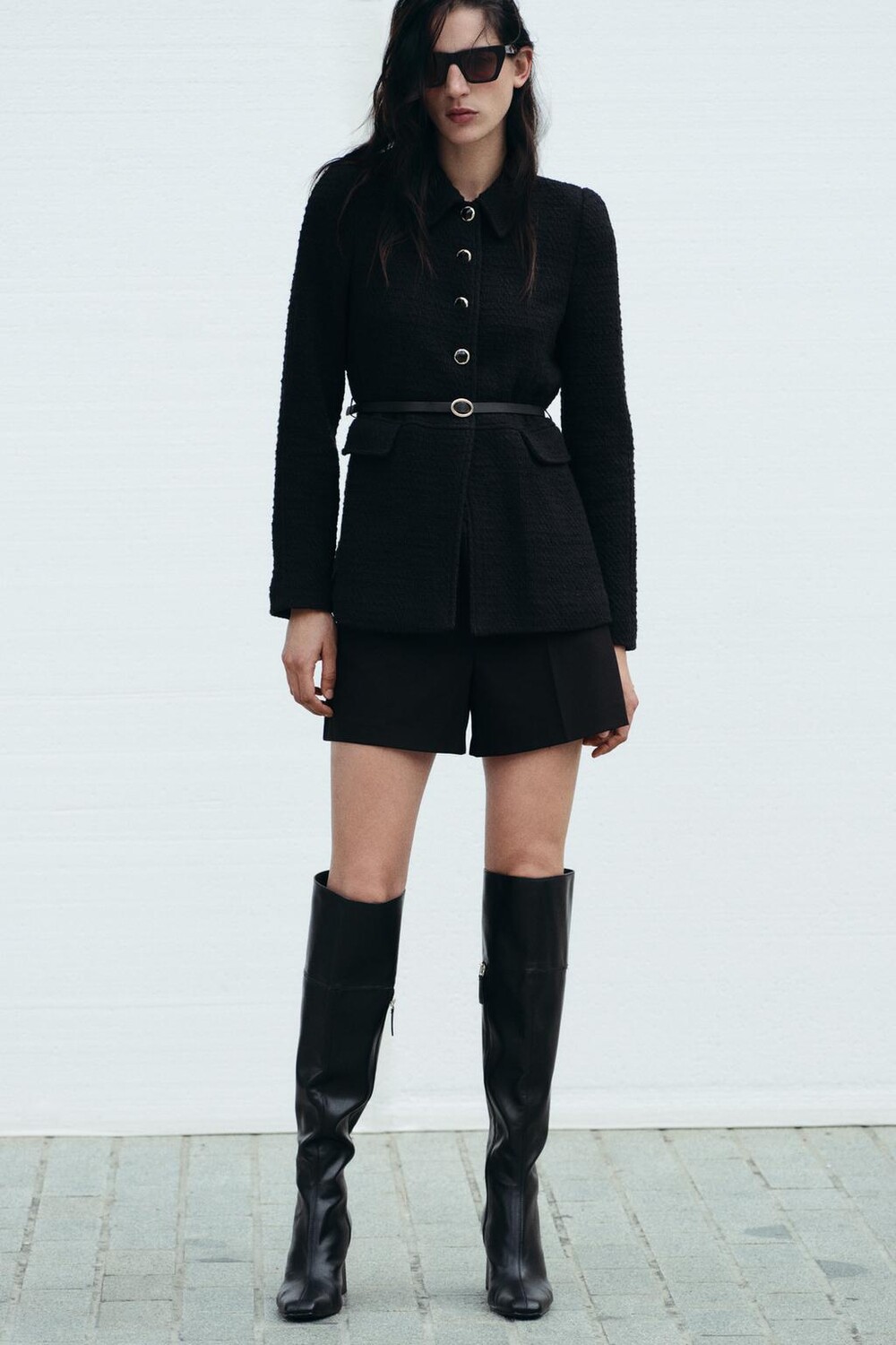 

Текстурная куртка с поясом ZARA, черный