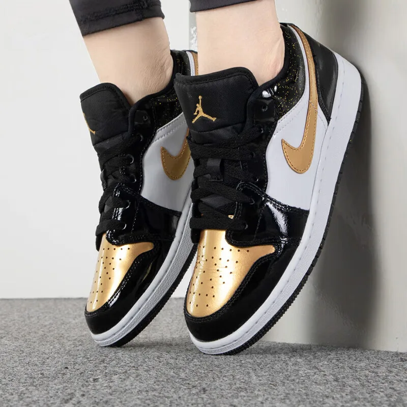 Jordan Детские кроссовки Air 1 Low SE "Gold Toe" — фото 4