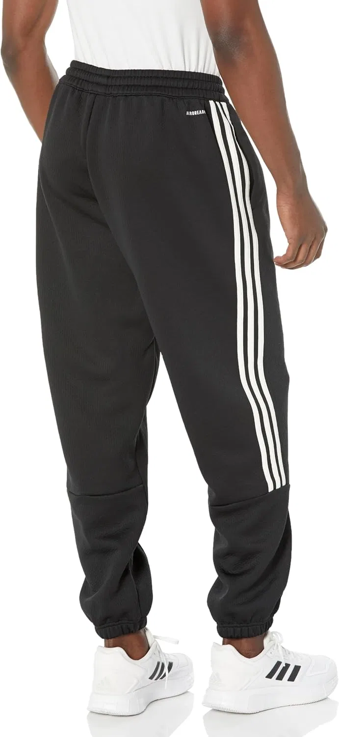Мужские брюки adidas Originals Trae Tech — фото 2