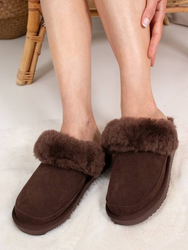 Тапочки из мула из овчины холли Pretty You London, коричневый — фото 4