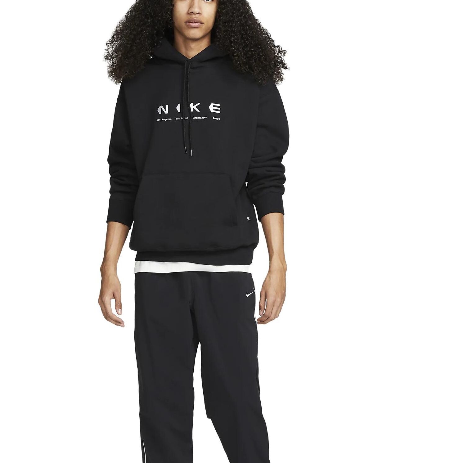 Толстовка унисекс черная Nike, черный — фото 2
