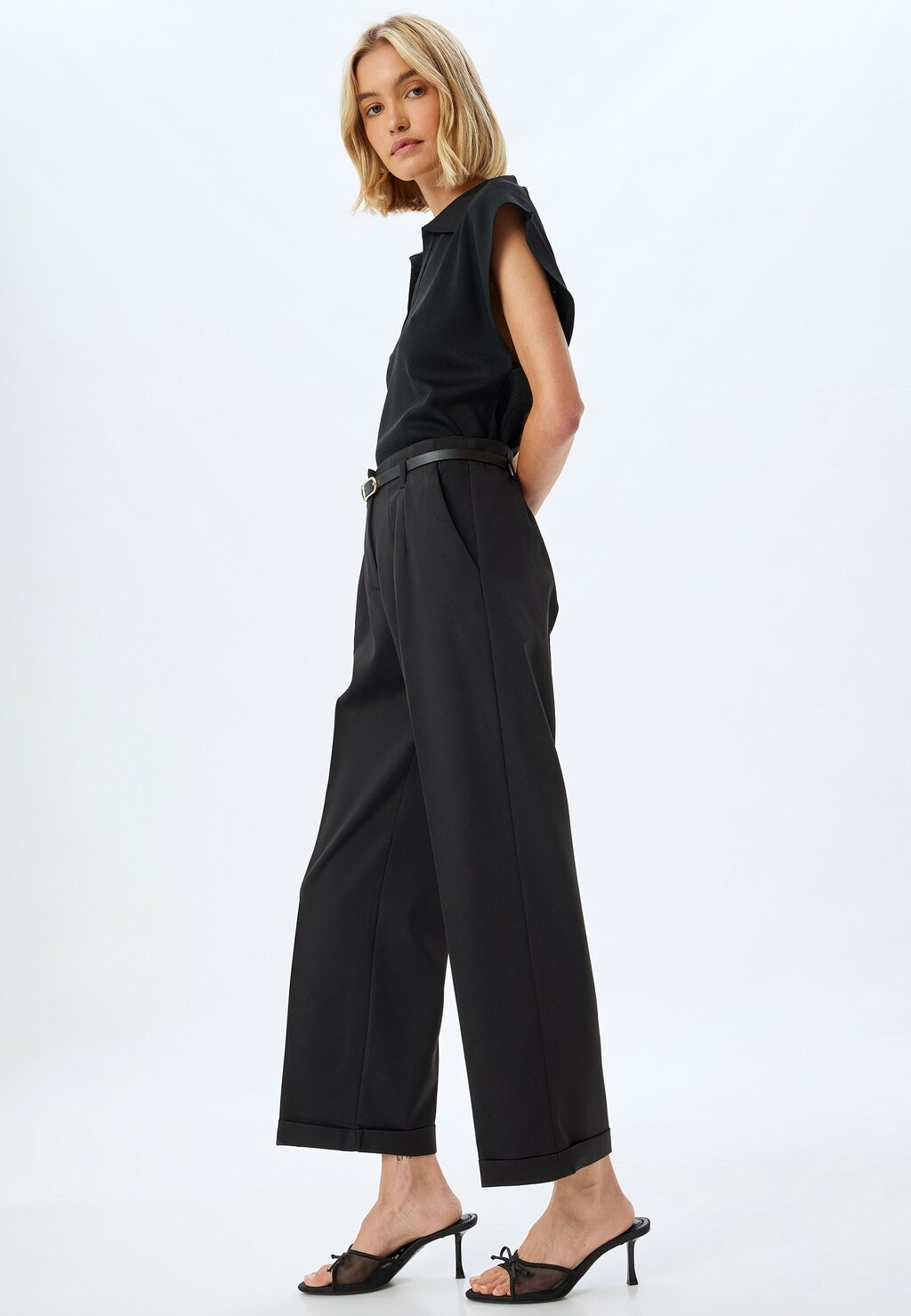 

Брюки WIDE LEG Koton, черный