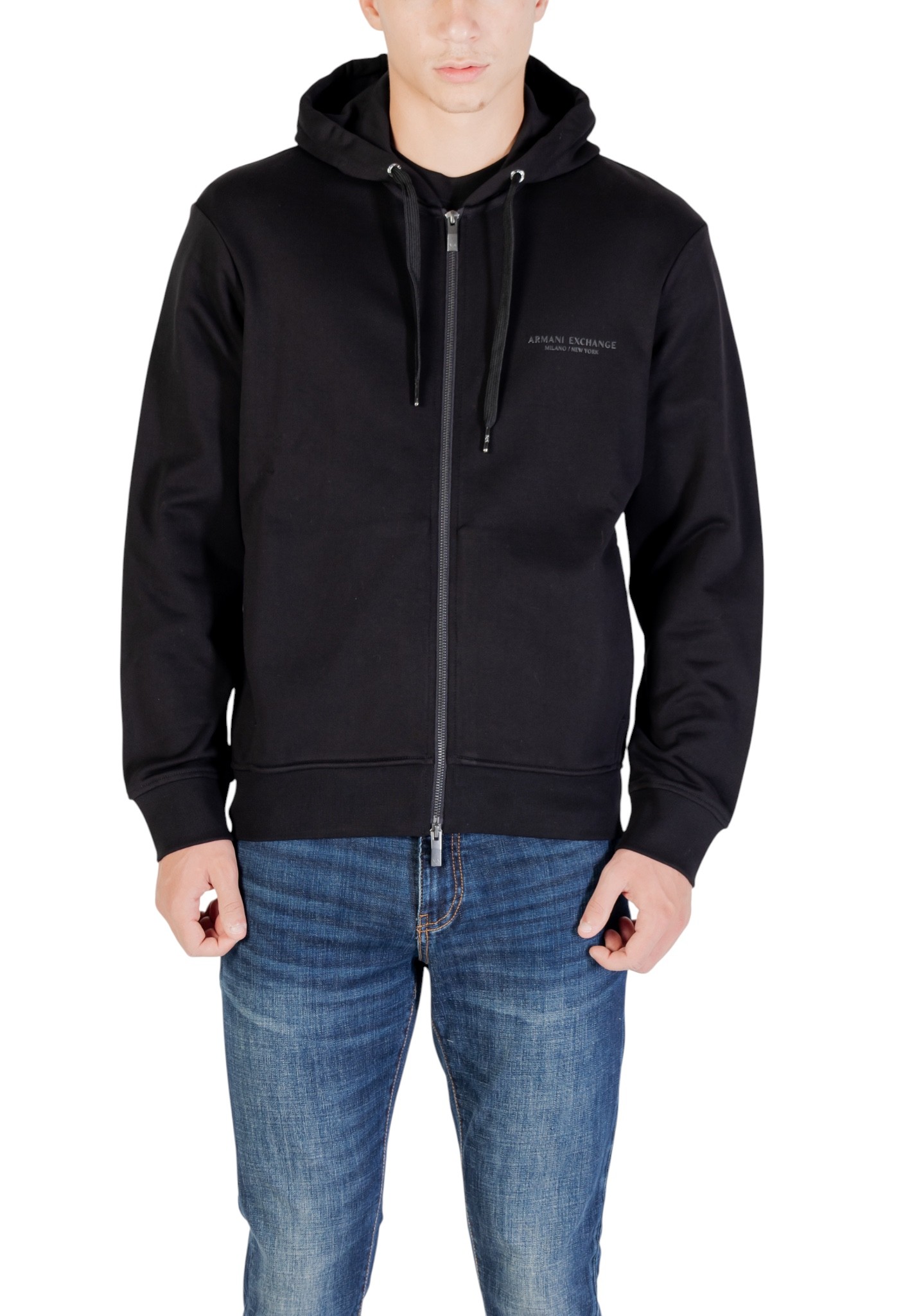 

Толстовки Armani Exchange, черный