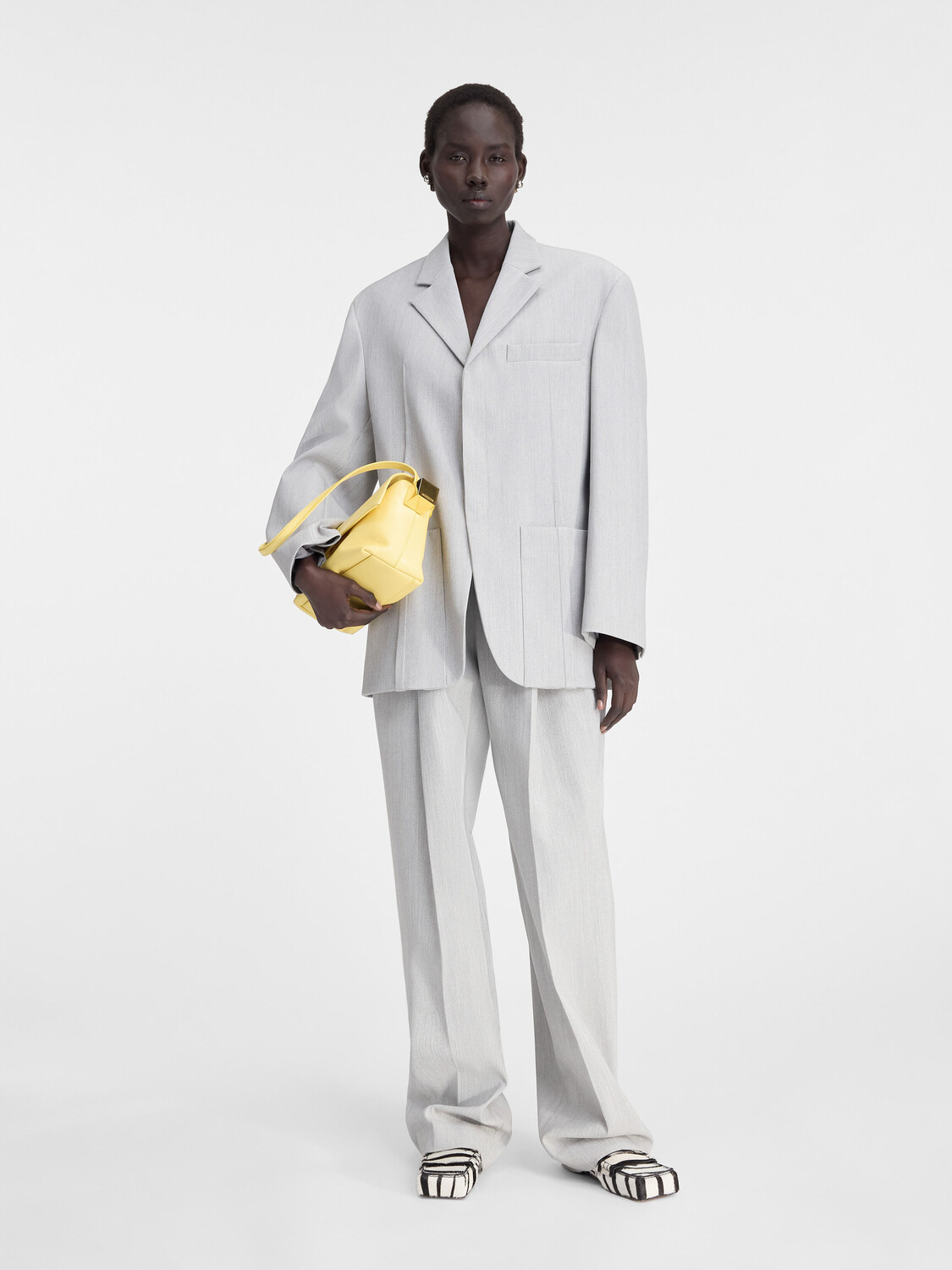 

Квадратный пиджак JACQUEMUS The Man's jacket, цвет Light Grey