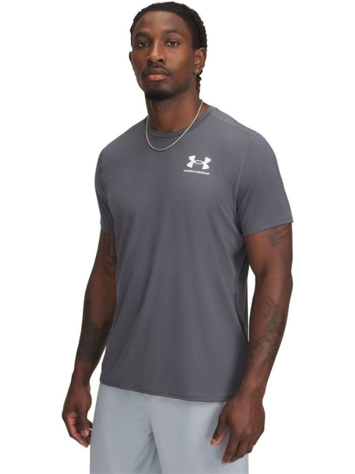 

Спортивная футболка Heatgear Fitted T-Shirt серого цвета Under Armour