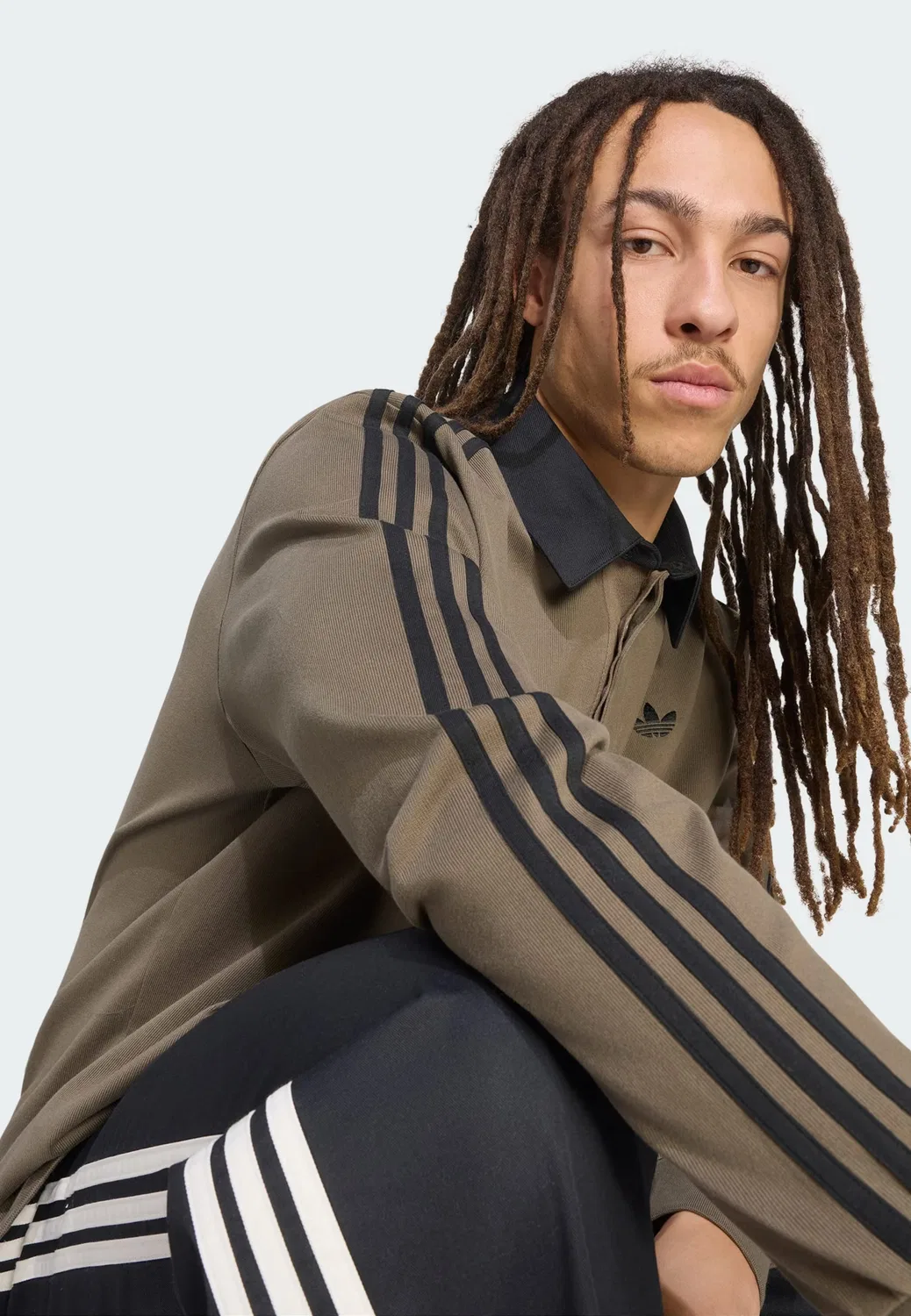 Футболка Adidas Originals коричневого цвета — фото 4