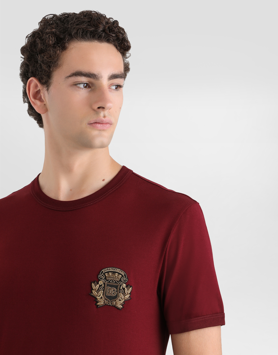 Хлопковая футболка с геральдической нашивкой Dolce & Gabbana, бордовый — фото 4