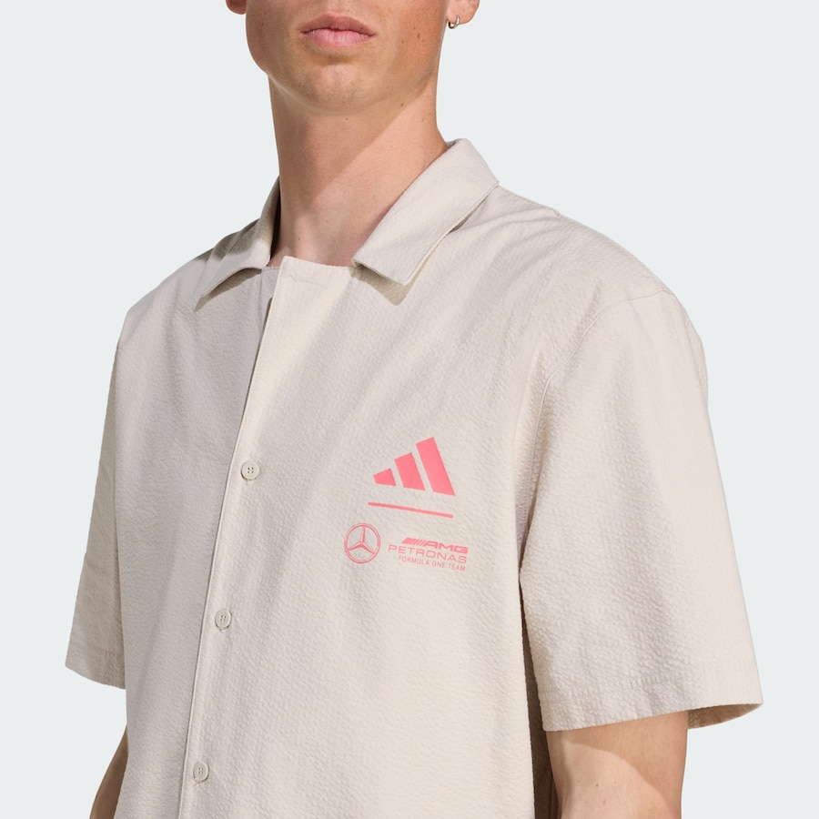 Спортивная рубашка Comfort fit на пуговицах ADIDAS PERFORMANCE Mercedes - AMG Petronas Formula One Team, бежевый — фото 4