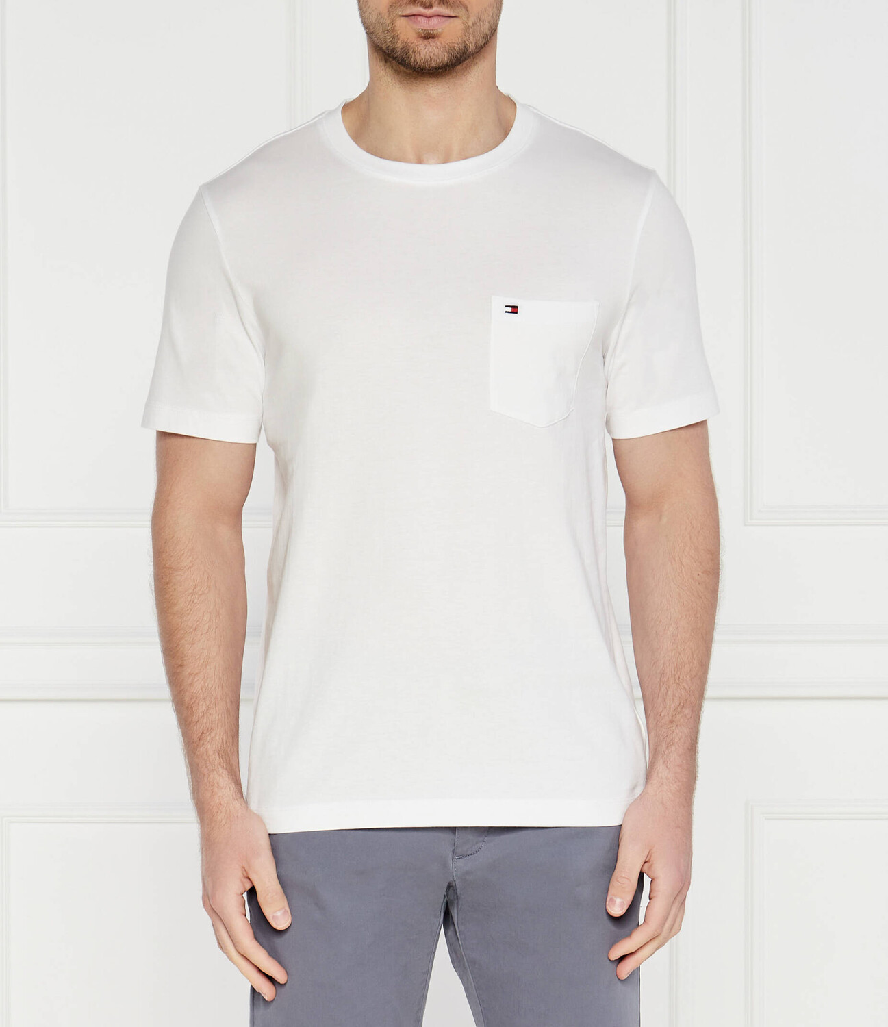 

Футболка Tommy Hilfiger POCKET TEE Regular Fit, белый