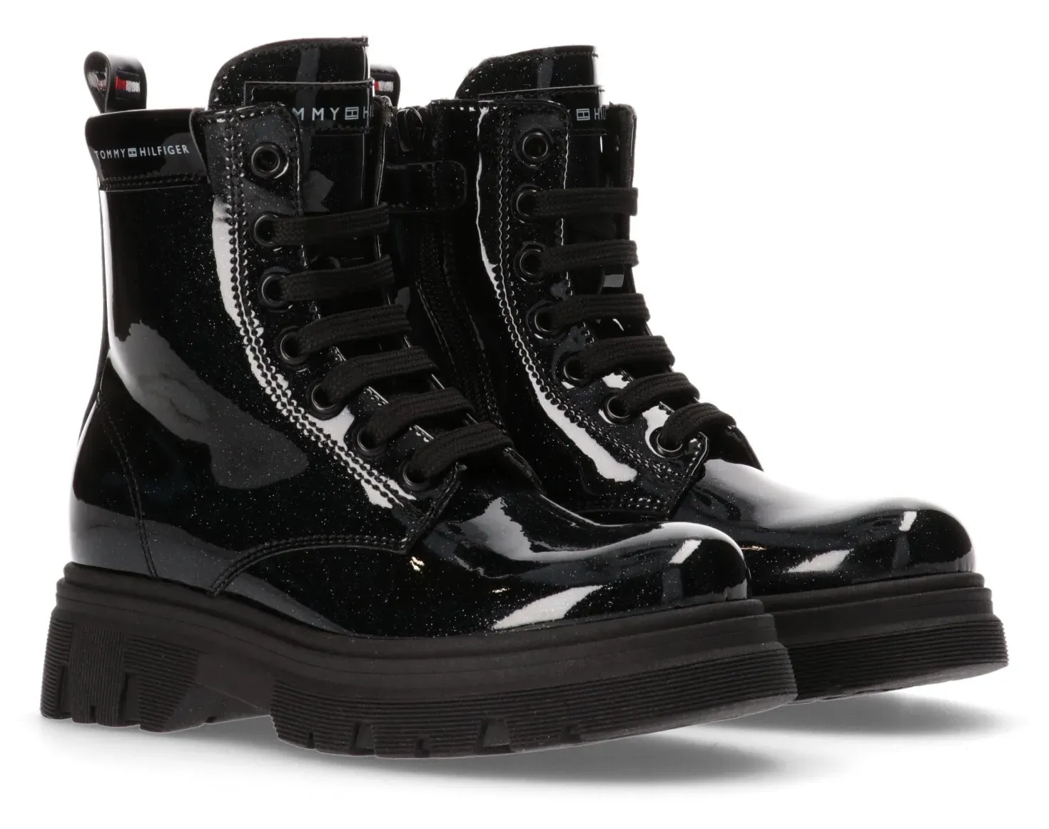 

Ботинки Tommy Hilfiger на шнуровке "LACE-UP BOOT", черный