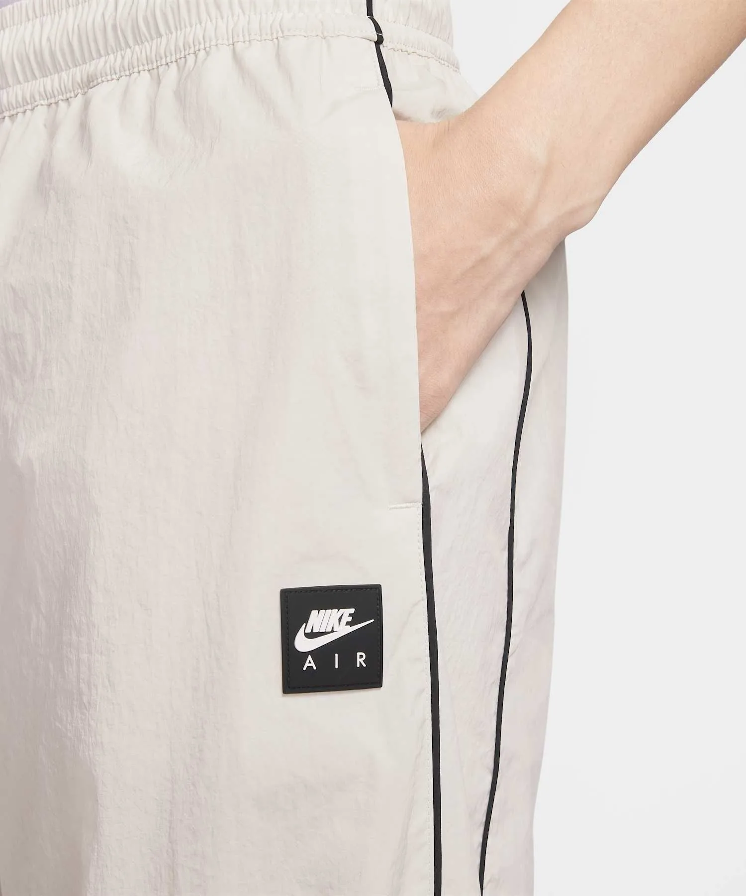 Мужские спортивные брюки Nike Air Track Pants IF1307-072 светлые — фото 4