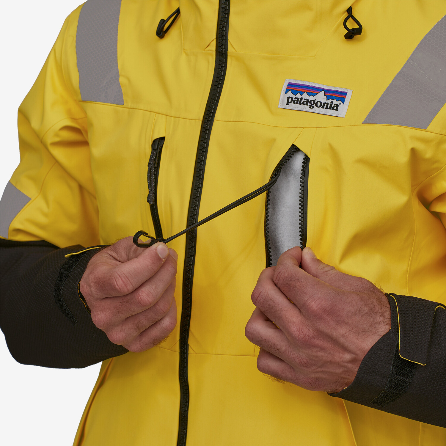 Мужская куртка для непогоды для большой воды Patagonia, цвет Storm Yellow — фото 4