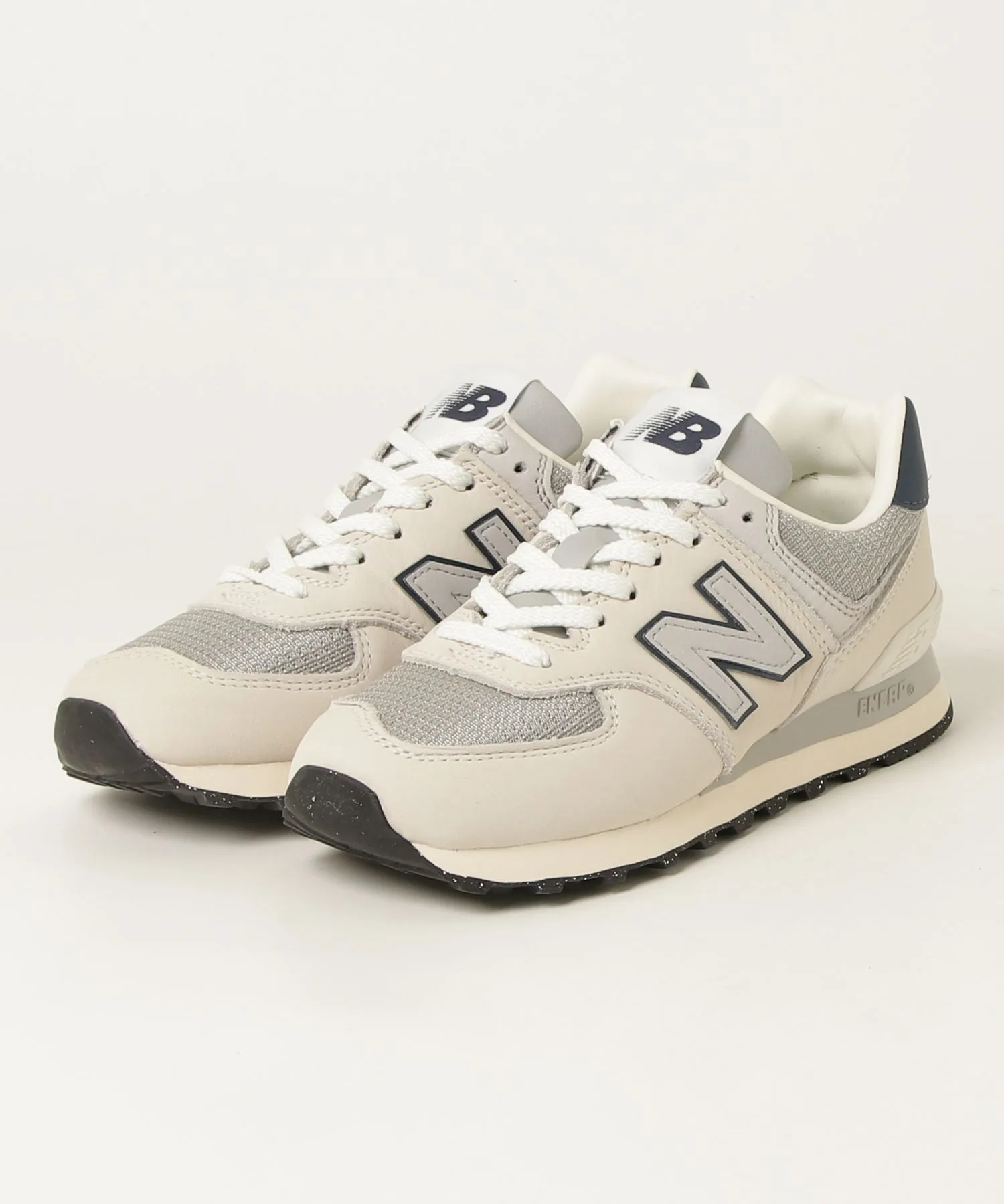 Кроссовки классические из натуральной кожи New Balance 574 белые