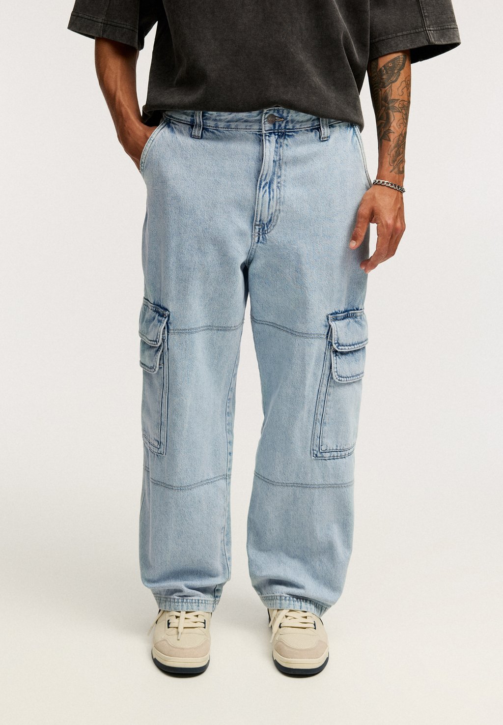 

Джинсы свободного кроя PULL&BEAR, цвет Light-Blue Denim
