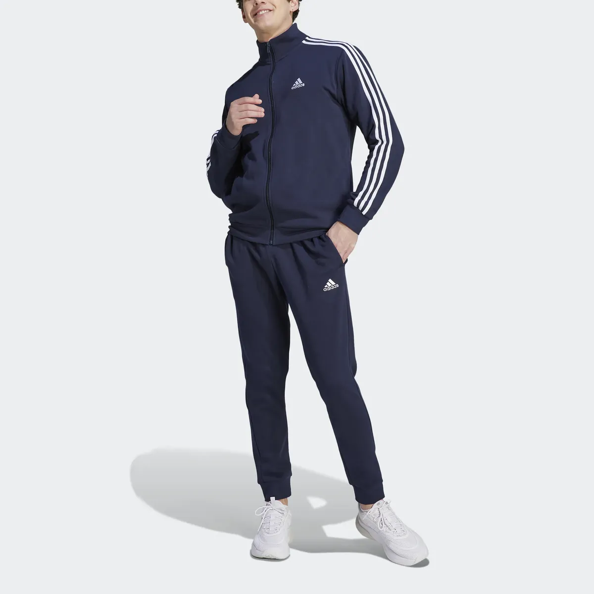 

Спортивный костюм Adidas Sportswear "BASIC 3-STRIPES" (2 шт.), цвет Legend Ink