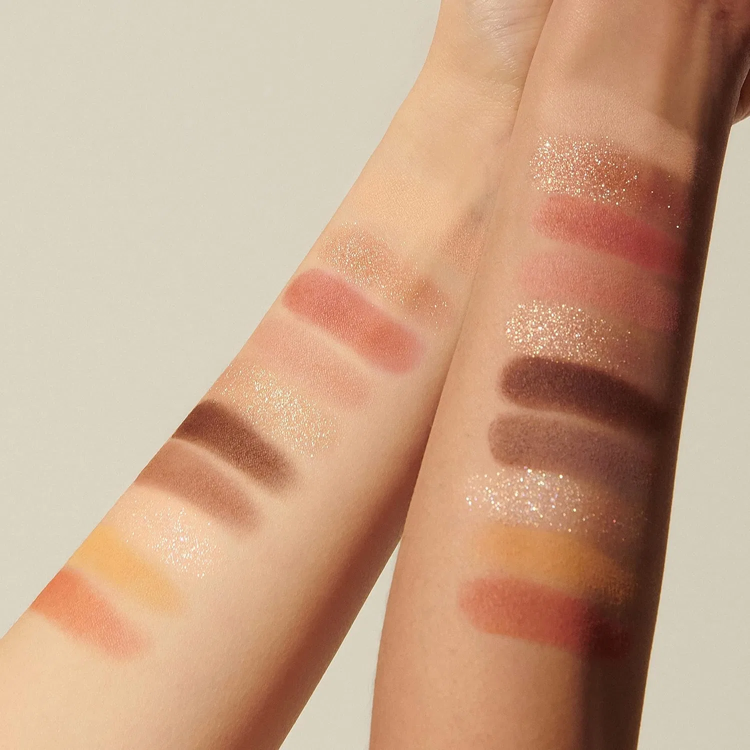 Палетка теней для век Hince New Depths Eyeshadow Palette 05 New Beginning — фото 4
