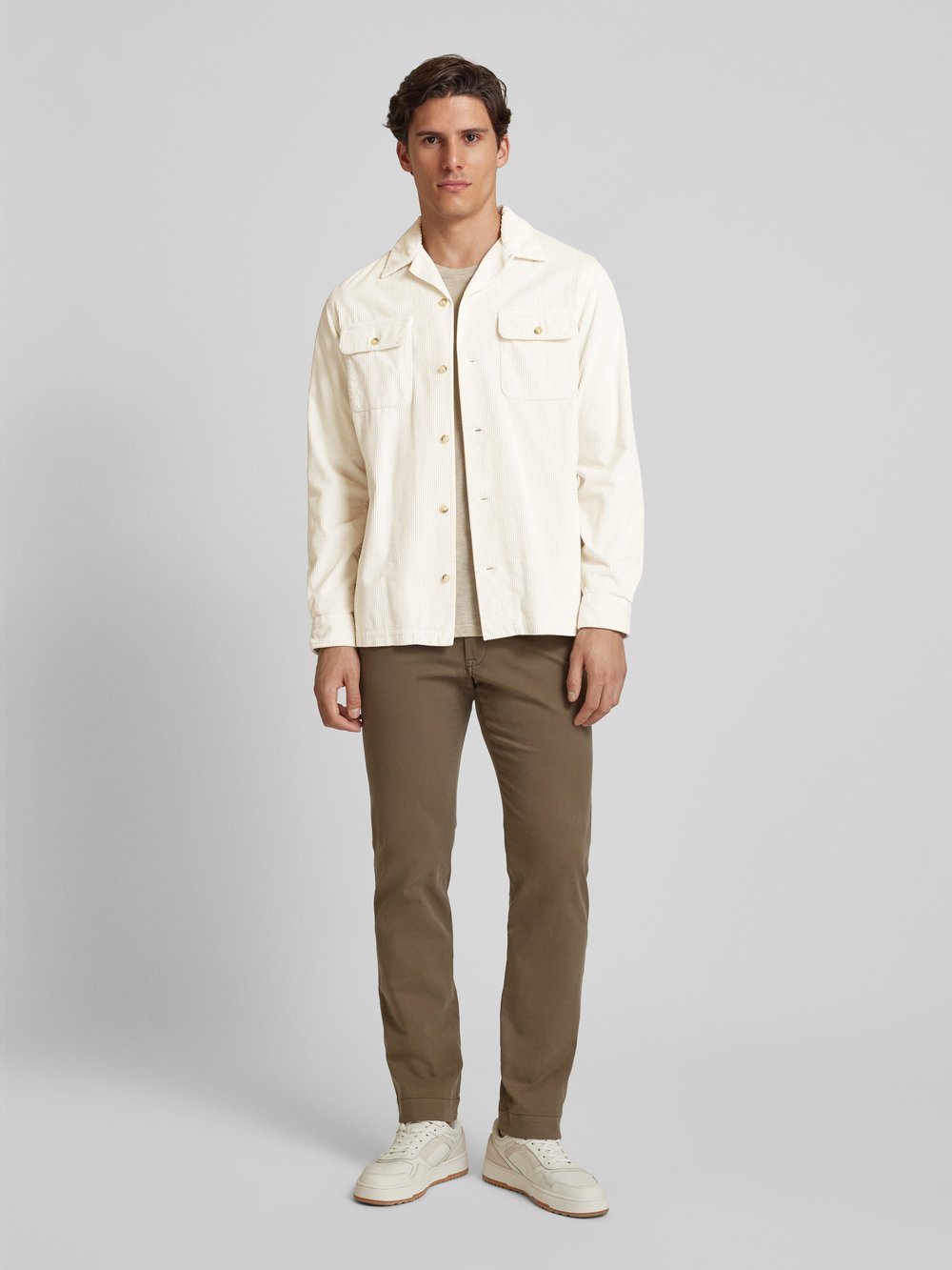 

Повседневная рубашка Classic Fit с воротником-стойкой Polo Ralph Lauren, кремовый